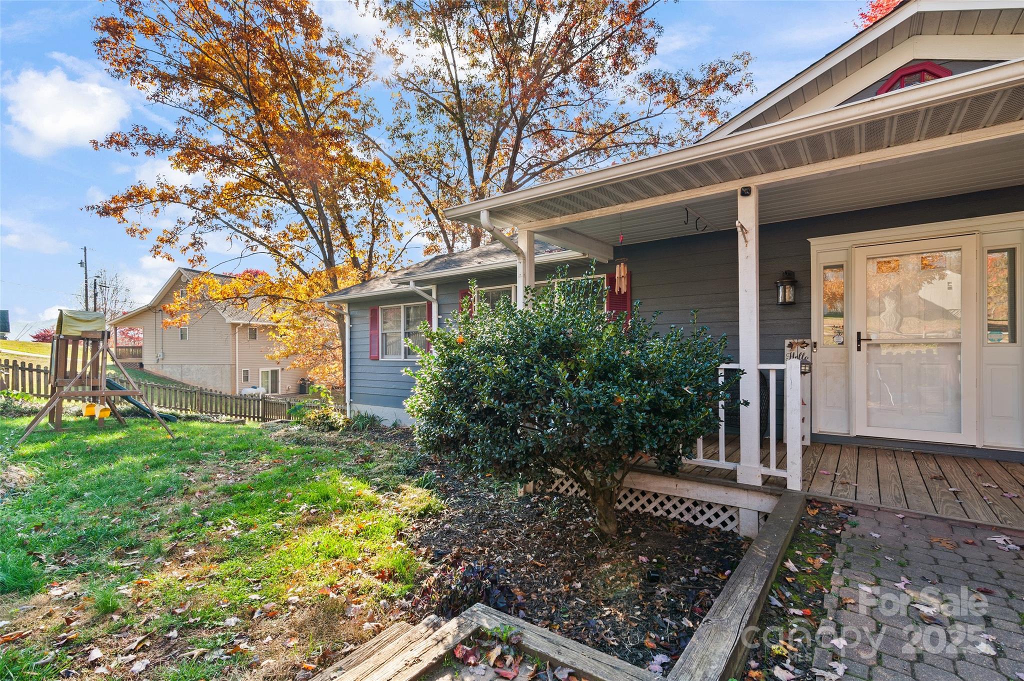 597 Penland Street