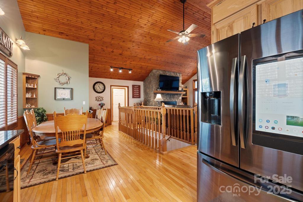 825 Posey Blanton Road
