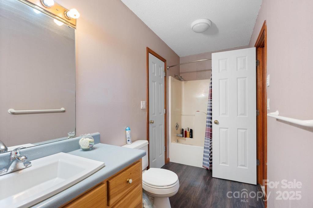 825 Posey Blanton Road