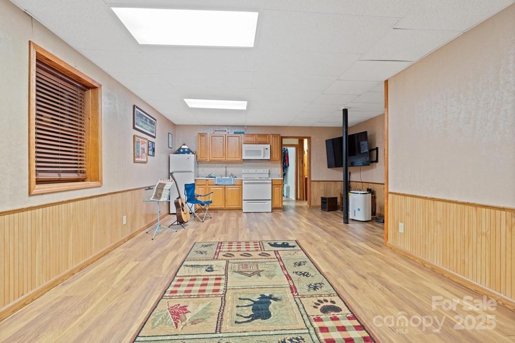 825 Posey Blanton Road