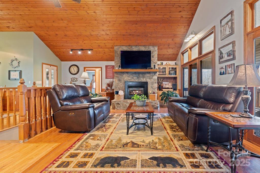 825 Posey Blanton Road