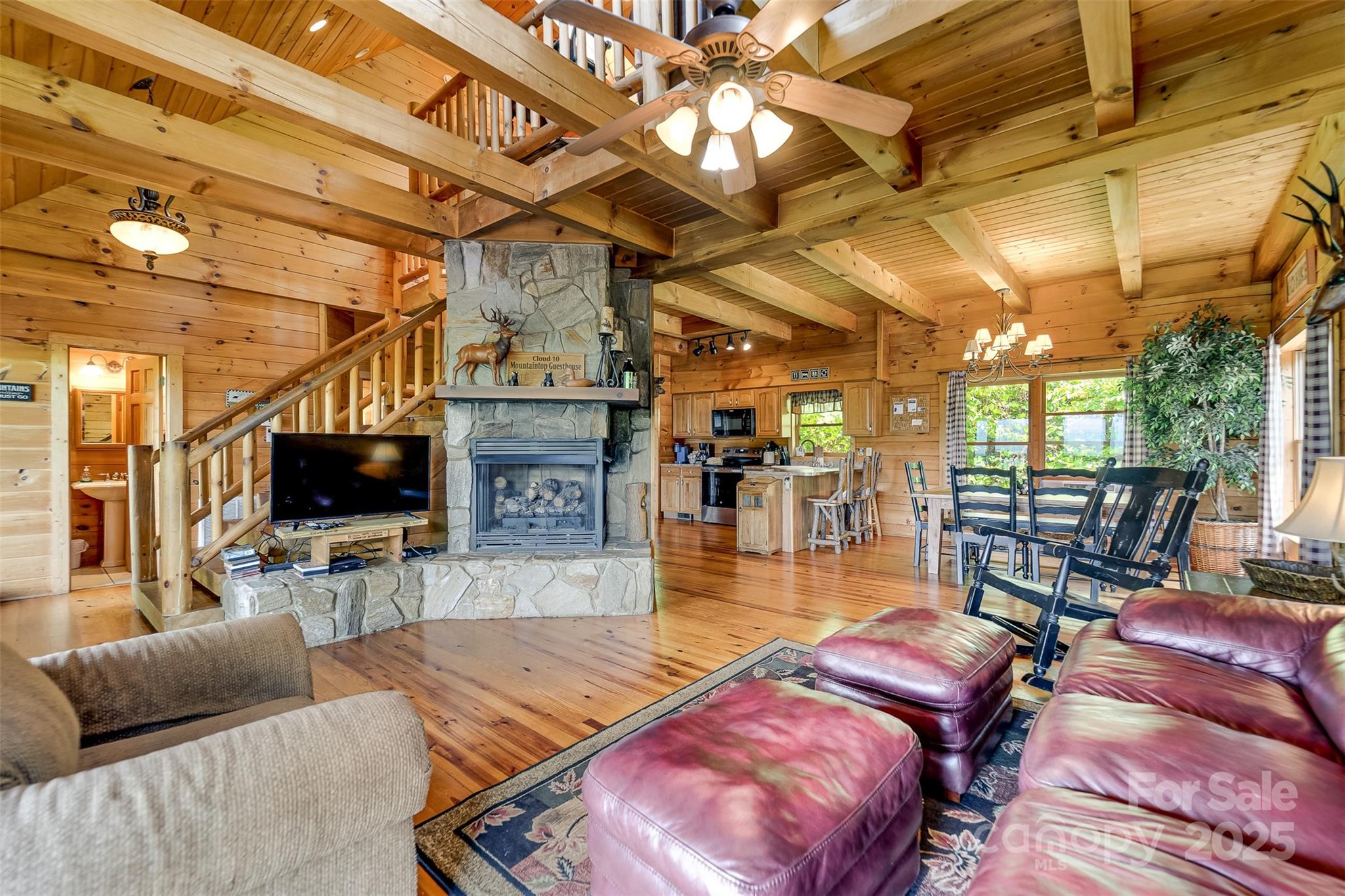 561 Signal Ridge