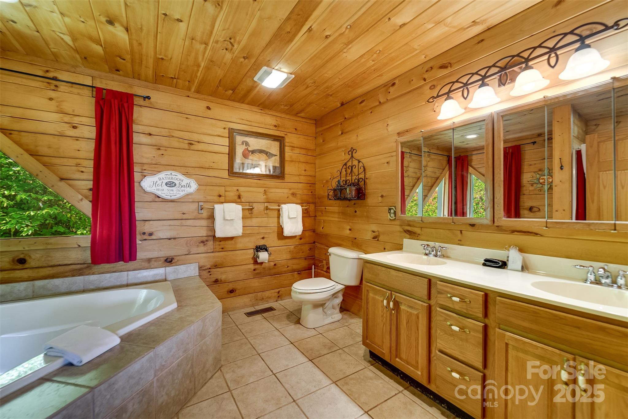 561 Signal Ridge