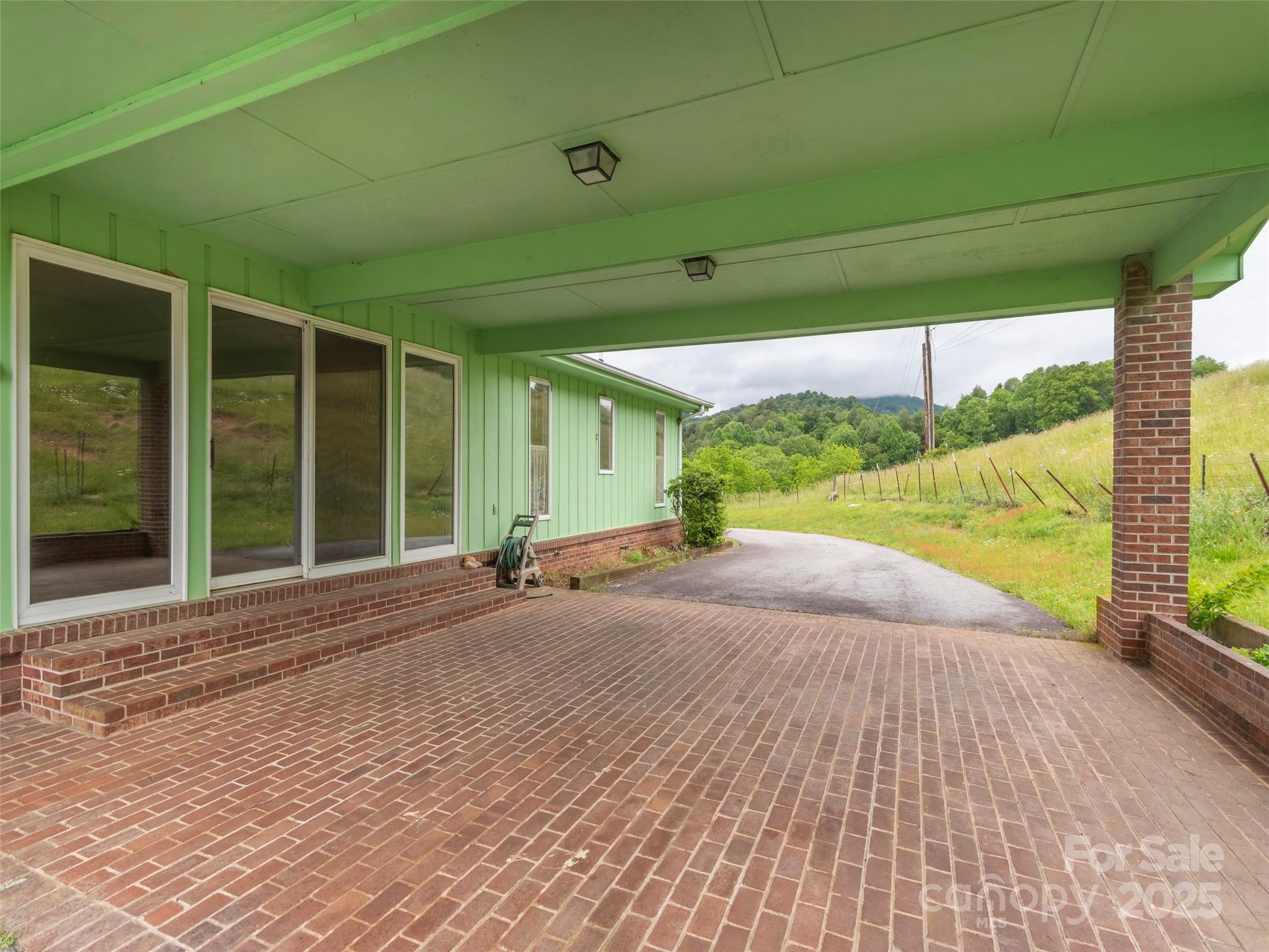 202 Terrell Road