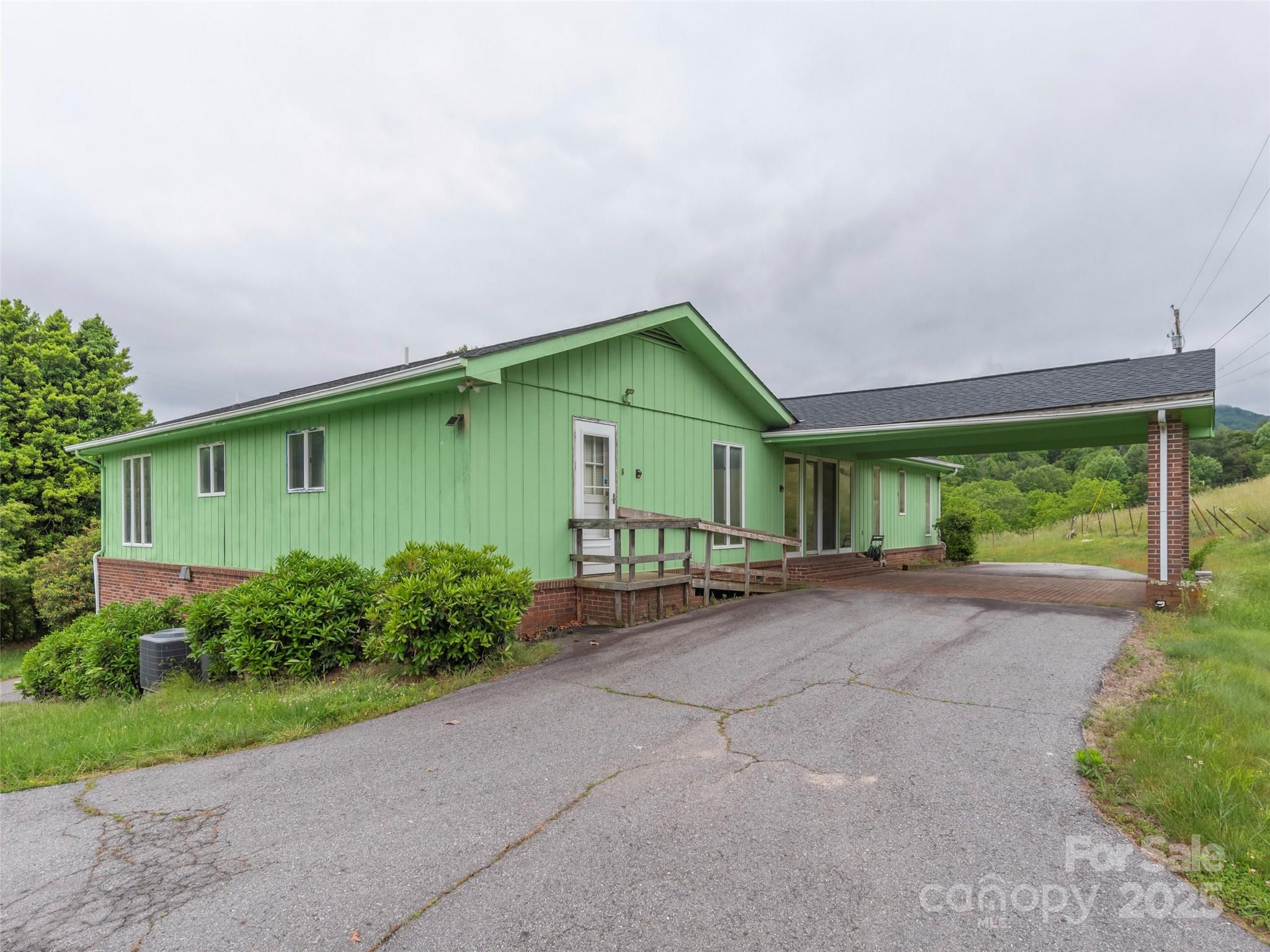 202 Terrell Road