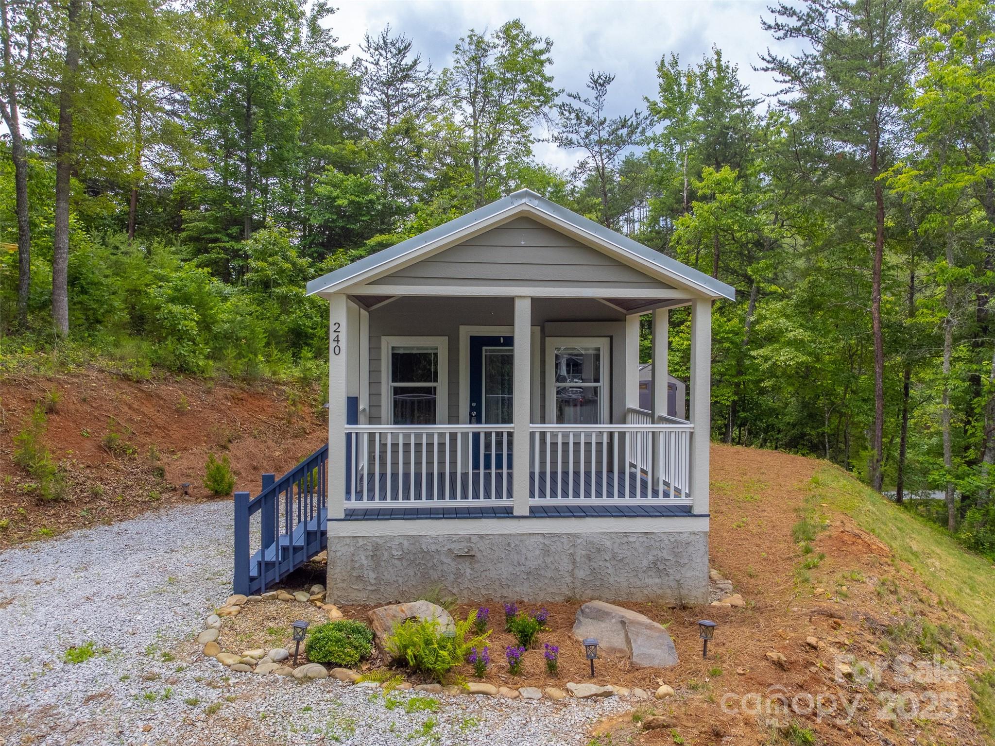 240 Bear Pen Cove