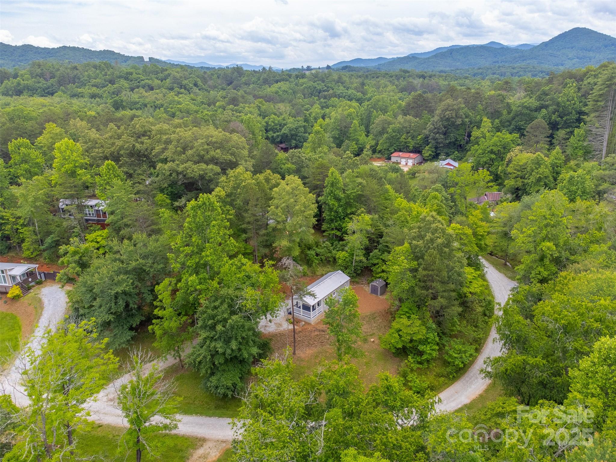 240 Bear Pen Cove