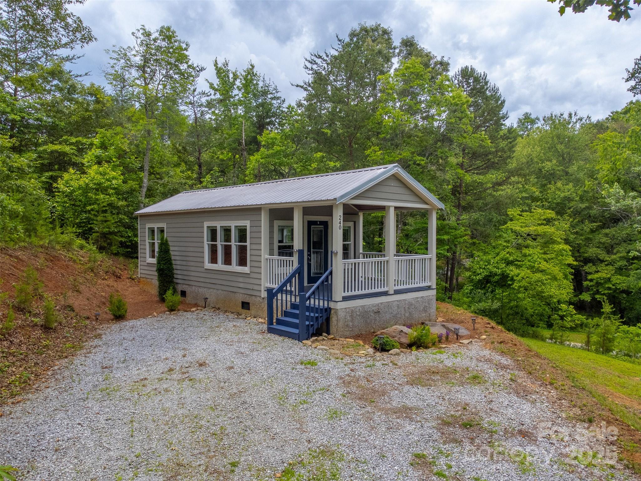 240 Bear Pen Cove