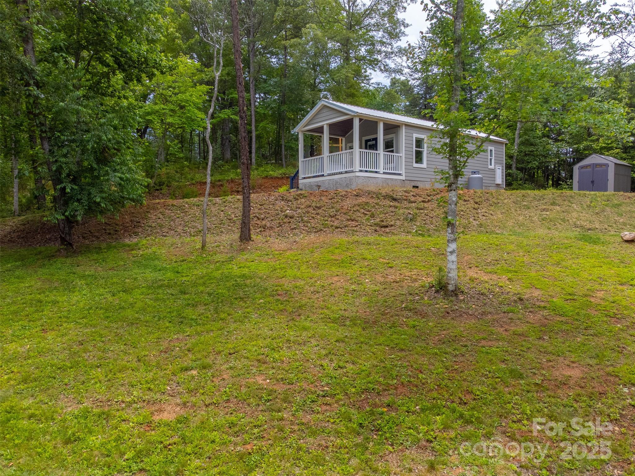 240 Bear Pen Cove