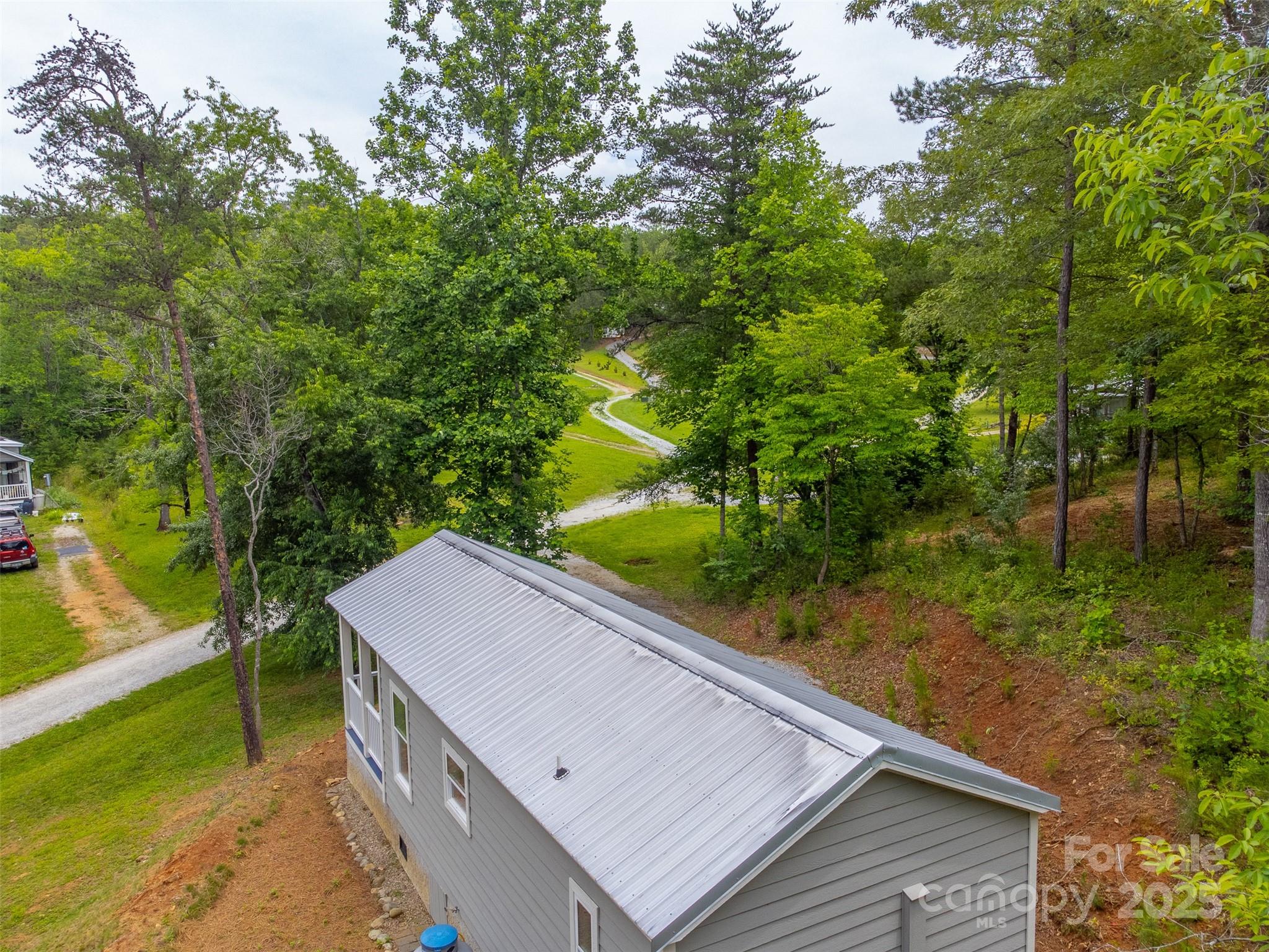 240 Bear Pen Cove