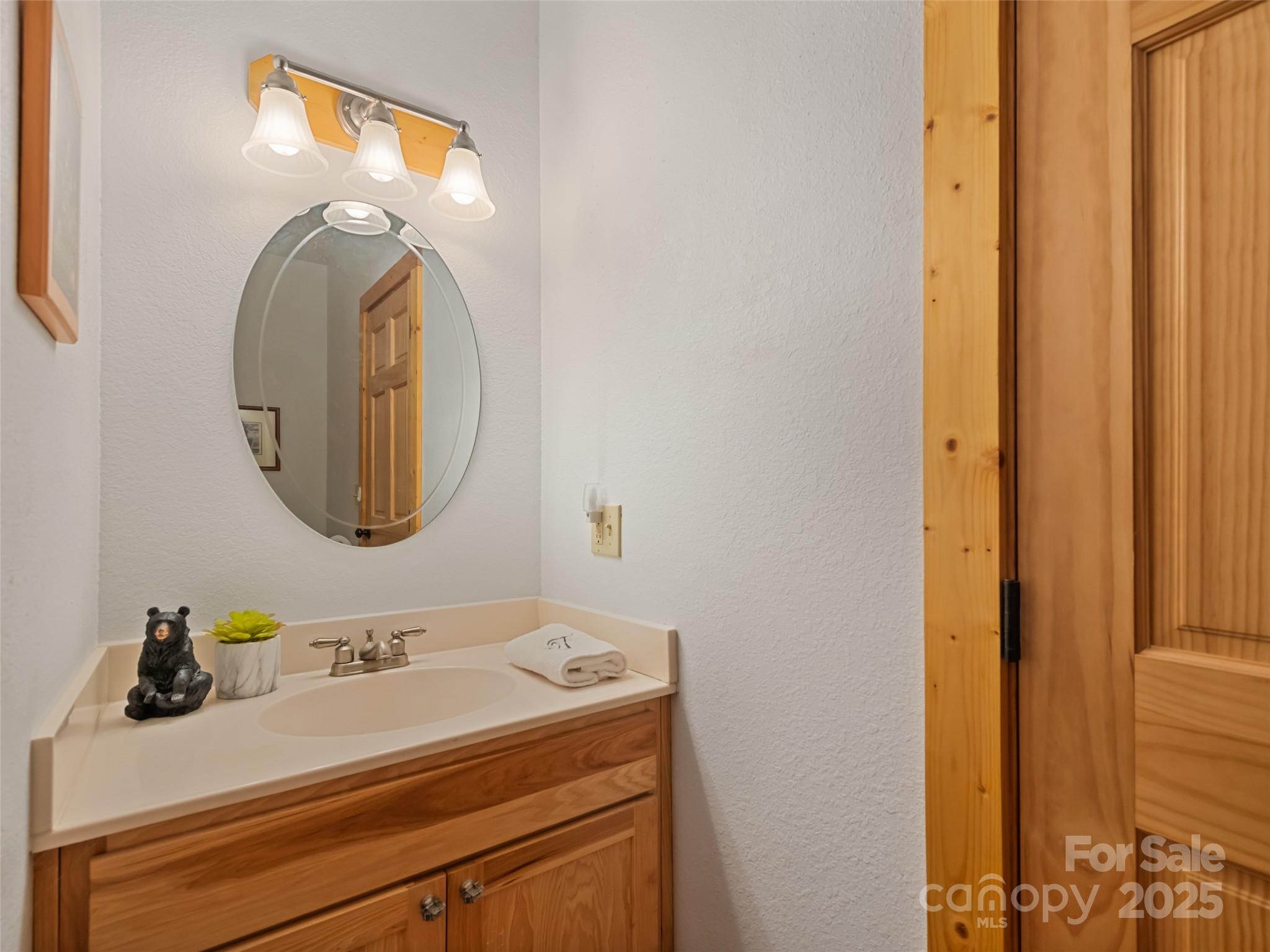 432 Raccoon Pointe