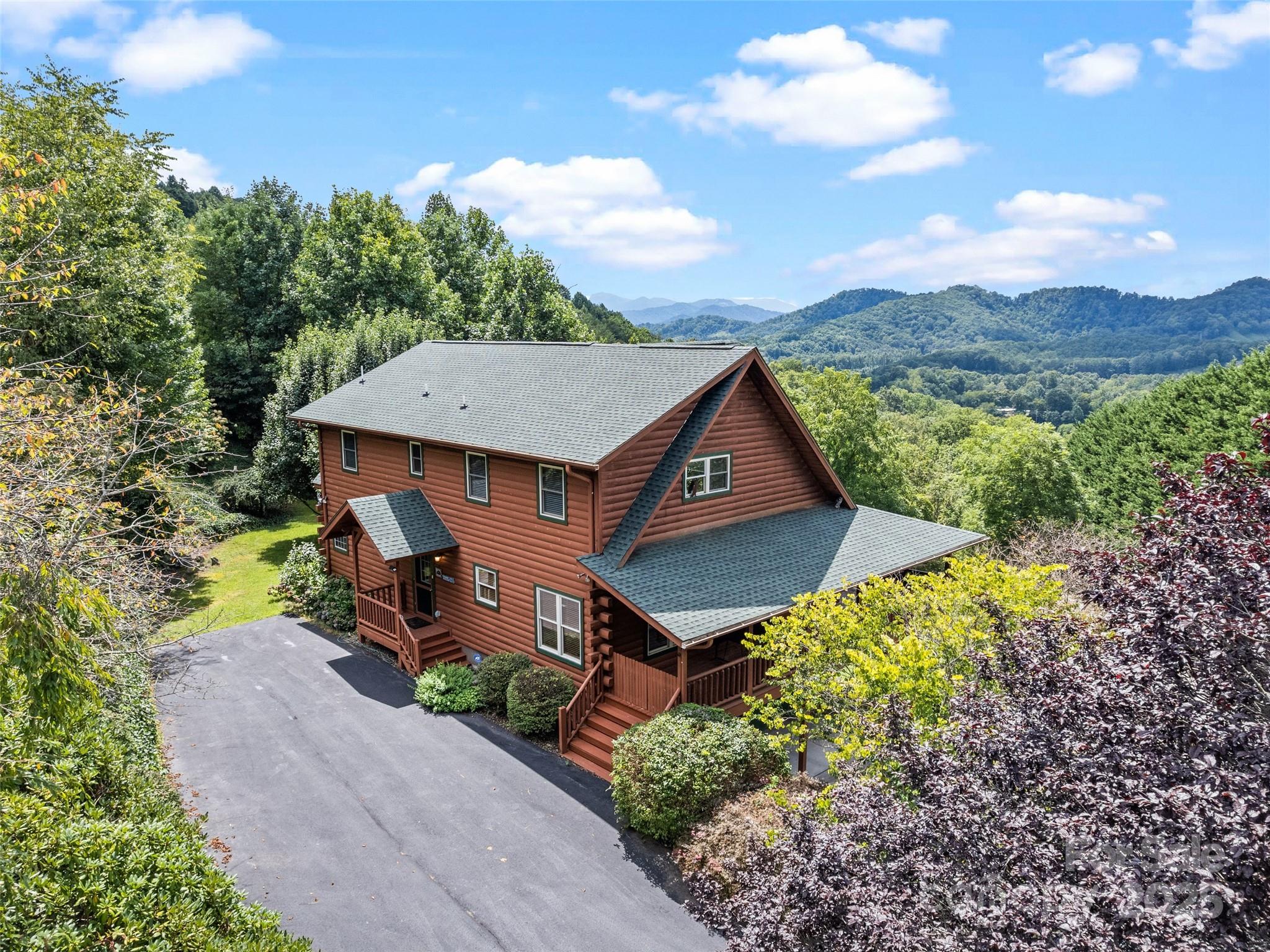 432 Raccoon Pointe