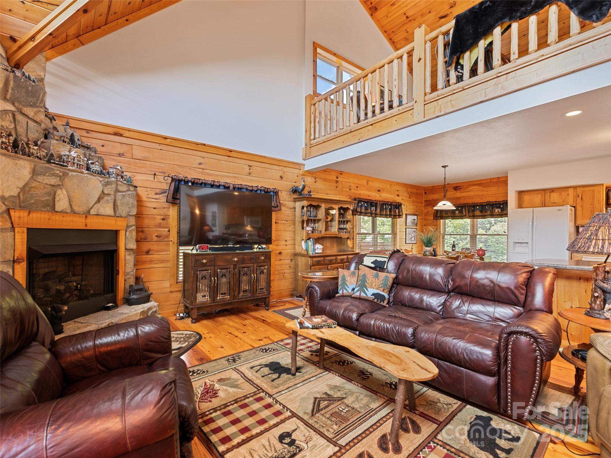 432 Raccoon Pointe
