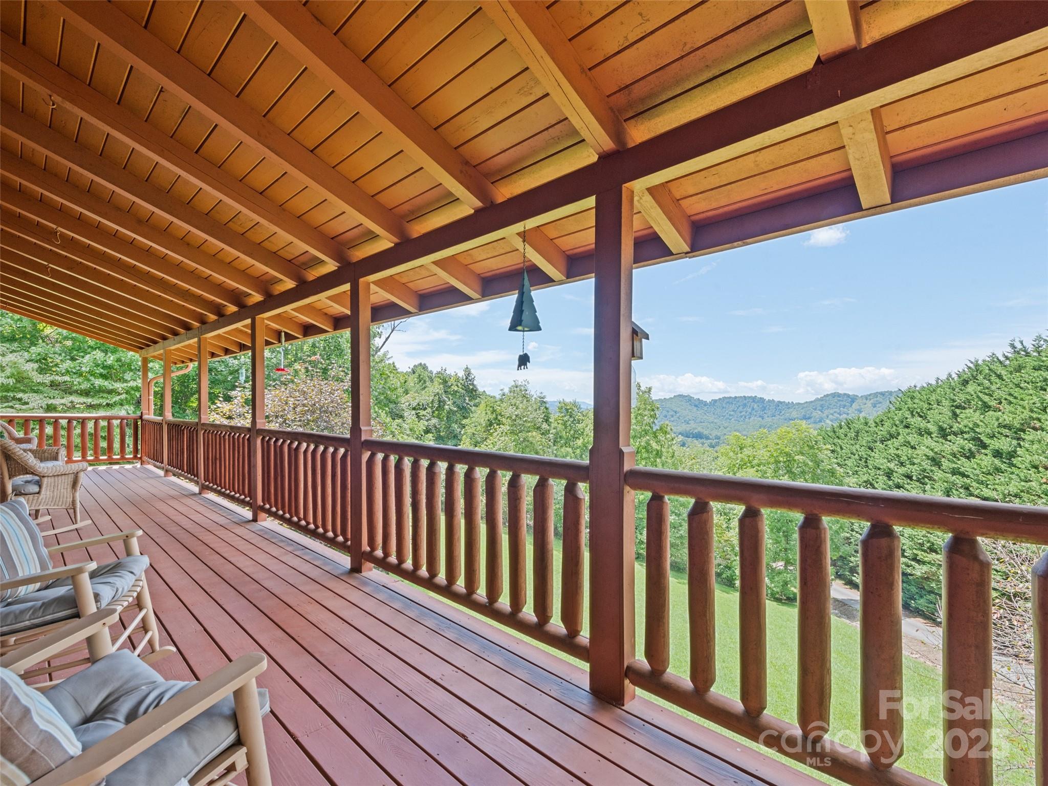 432 Raccoon Pointe