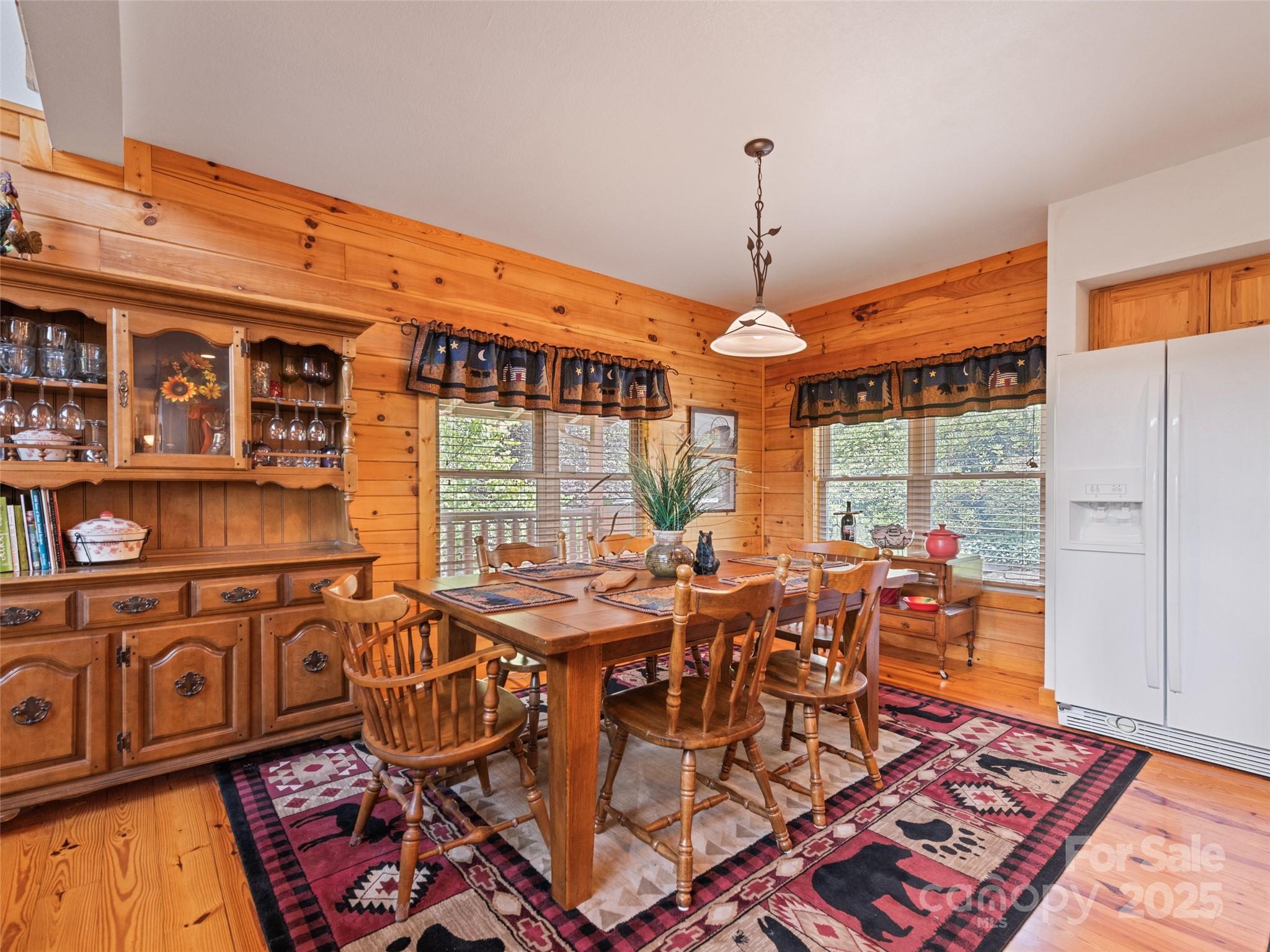432 Raccoon Pointe