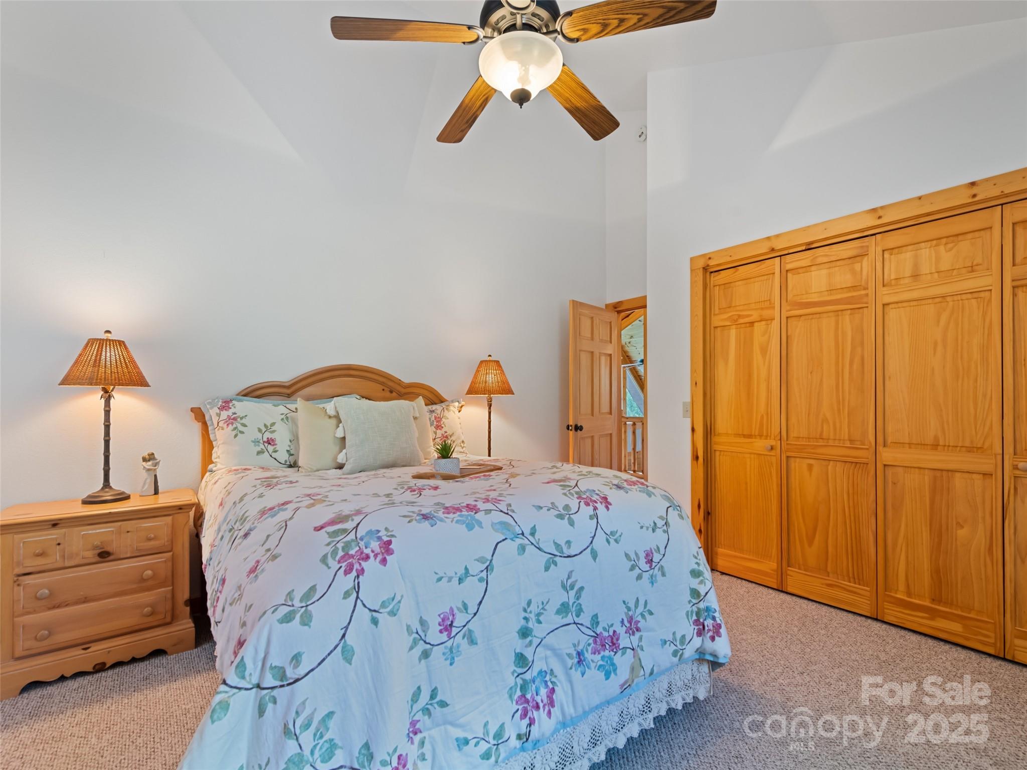 432 Raccoon Pointe