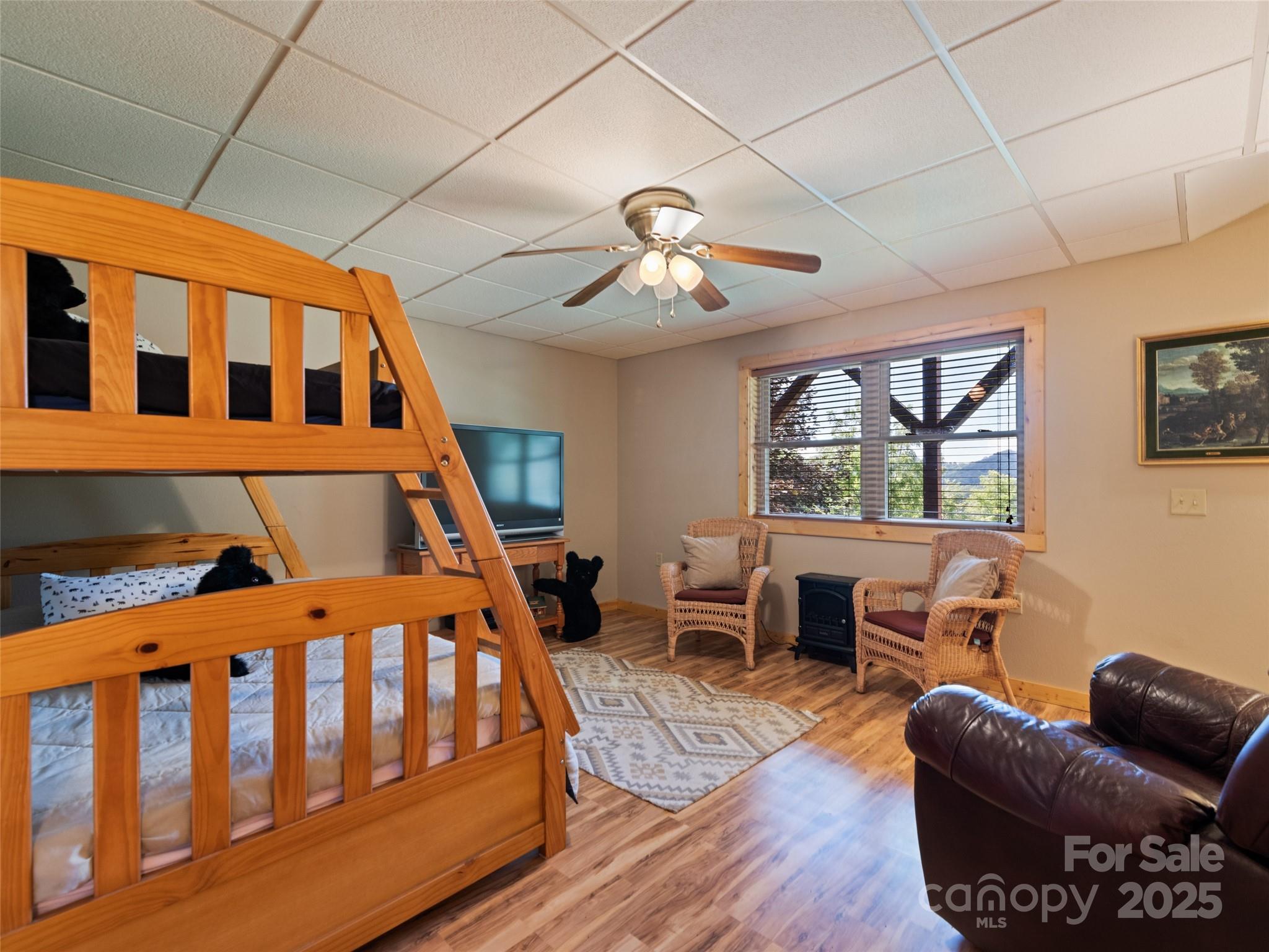 432 Raccoon Pointe