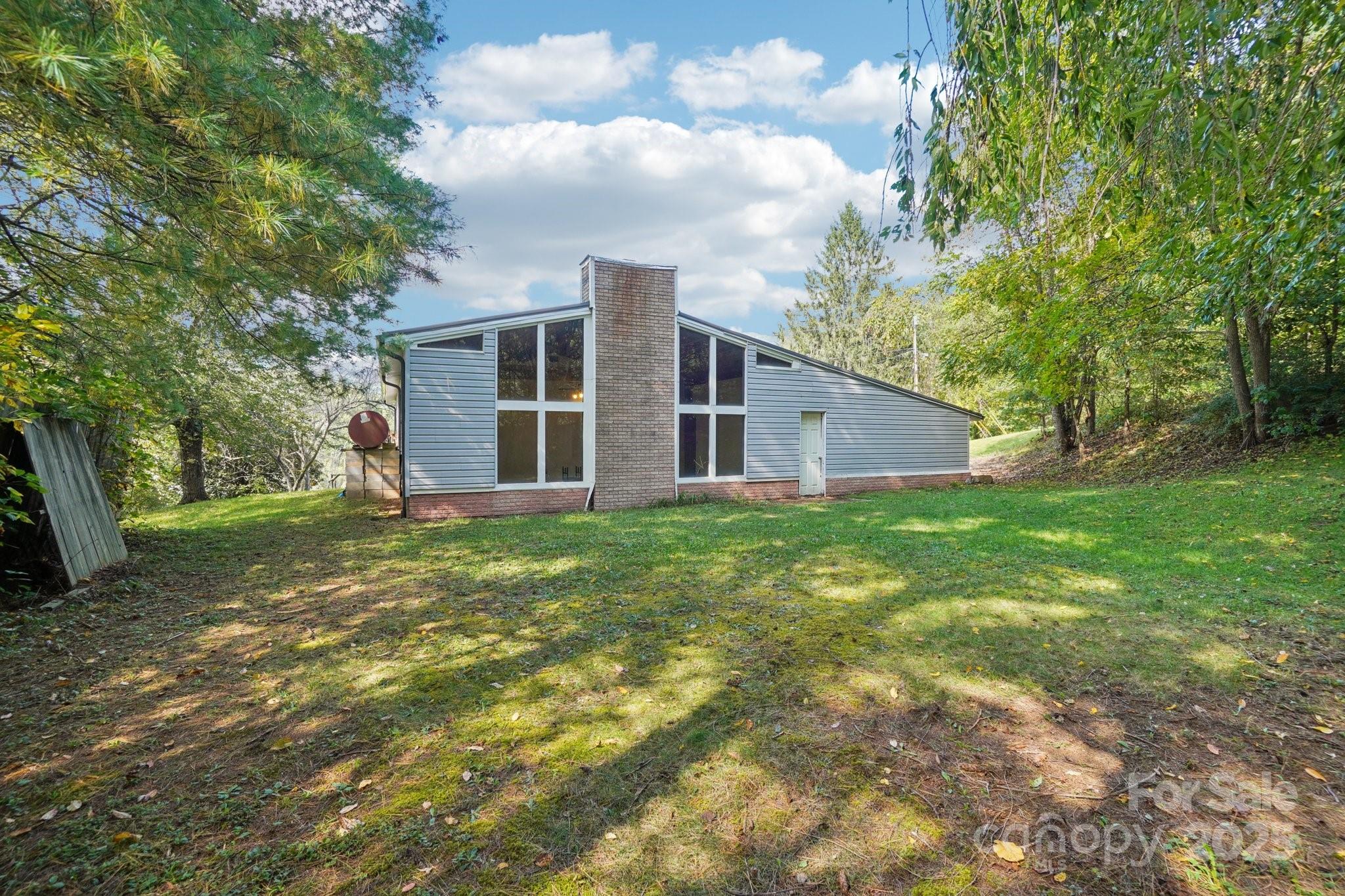61 Magnolia Drive