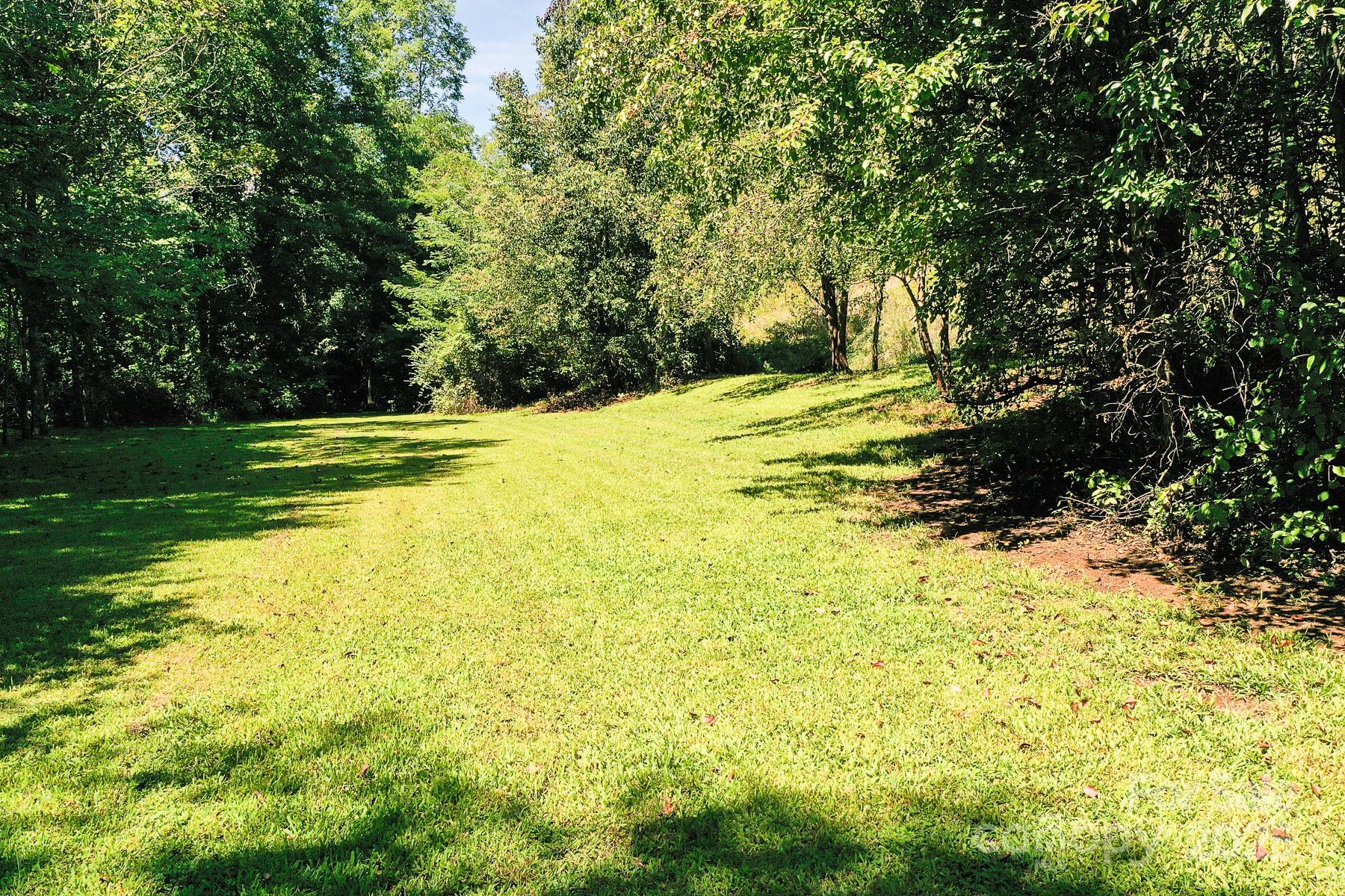 1048 S River Road