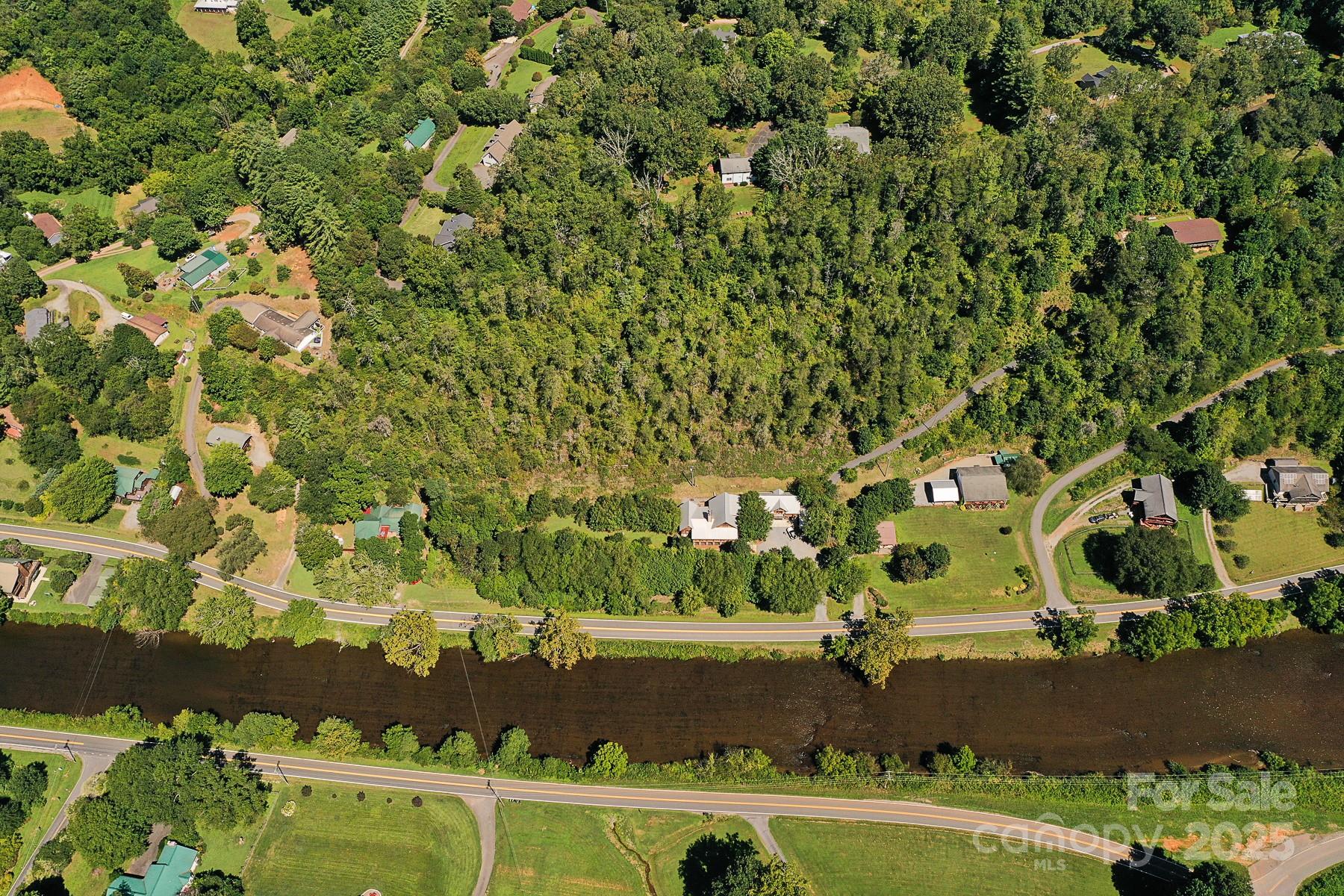 1048 S River Road