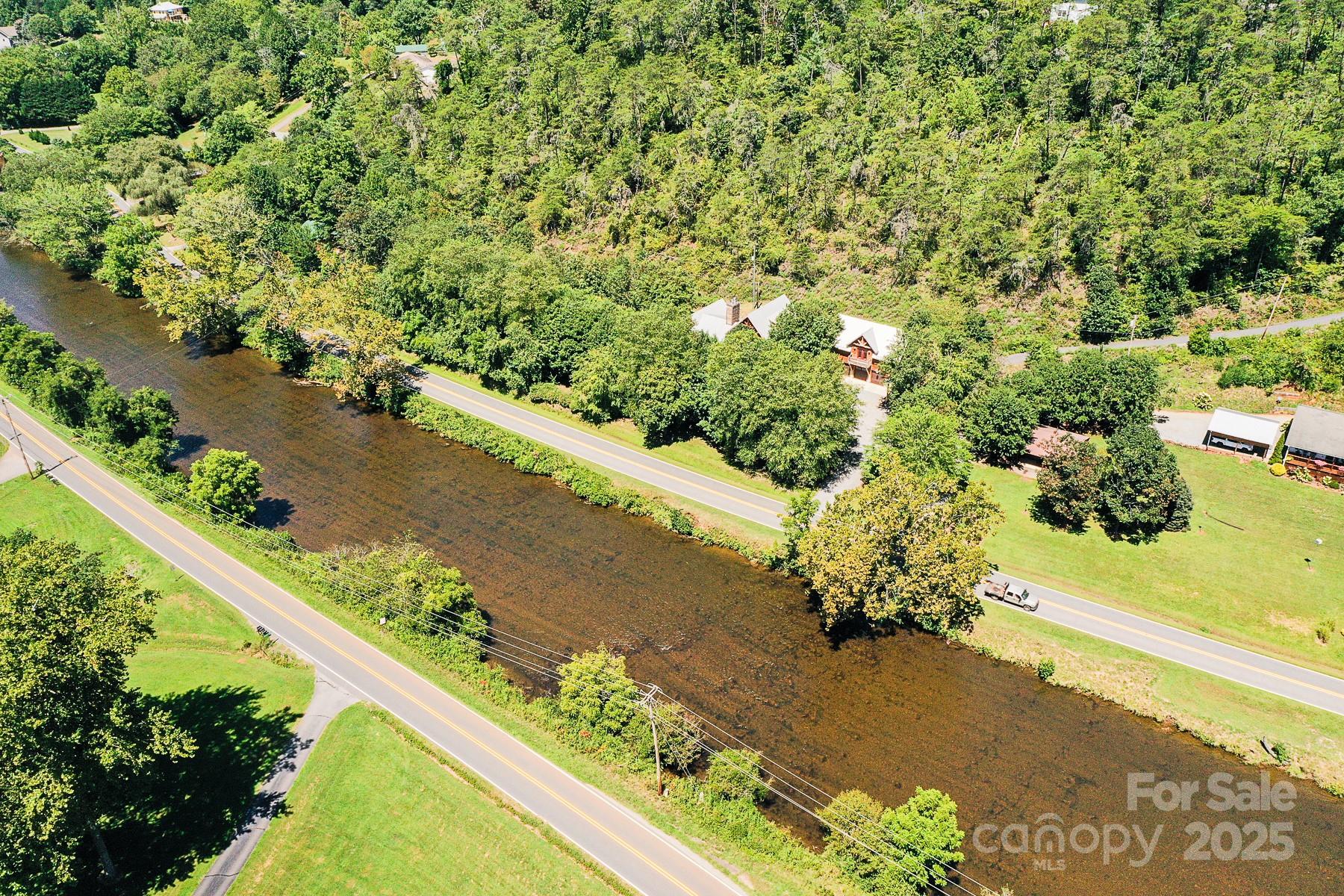 1048 S River Road