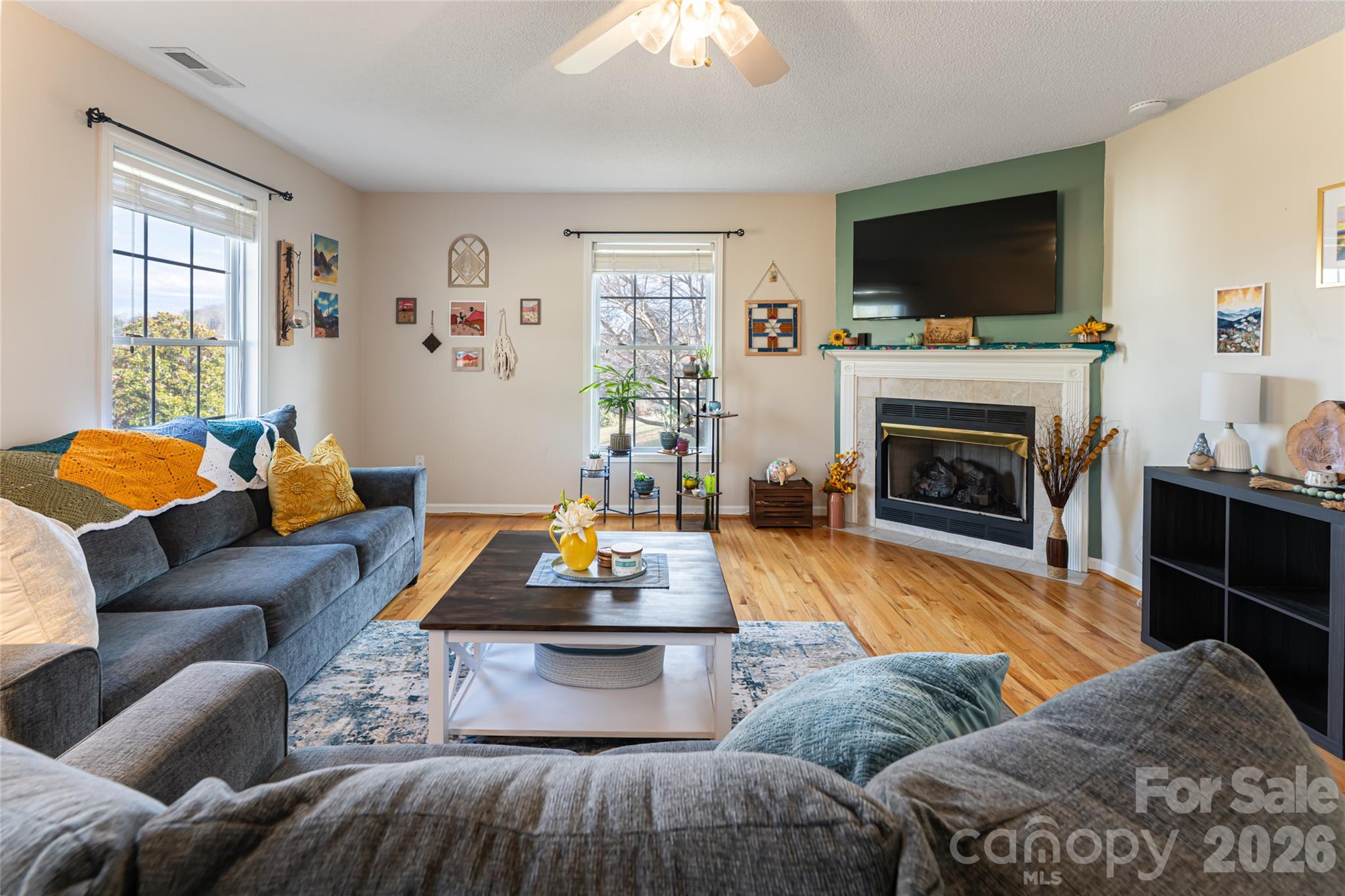 16 Kinsale Drive