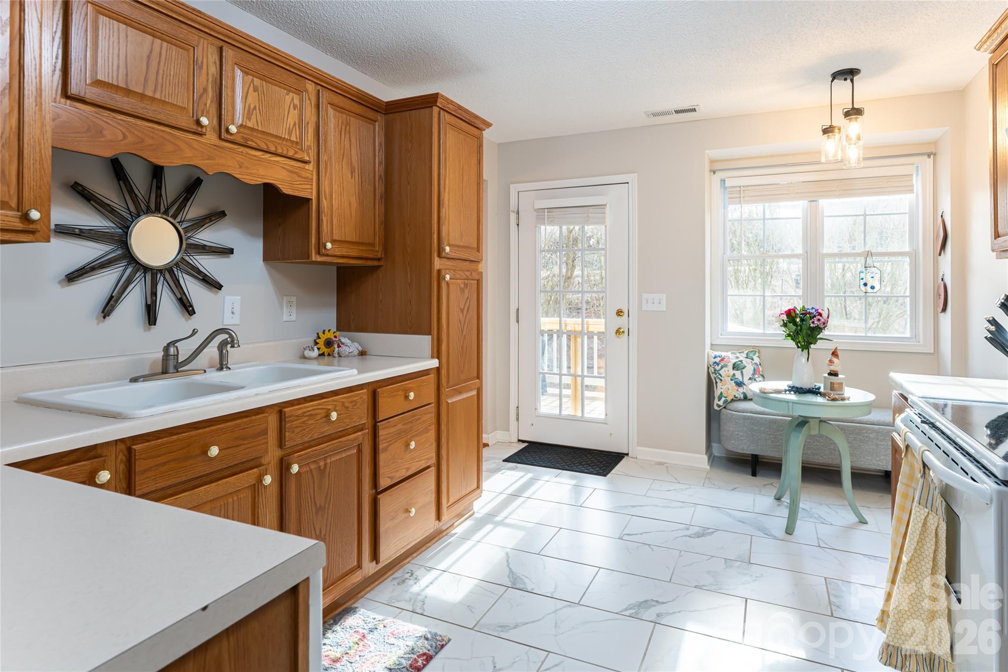 16 Kinsale Drive