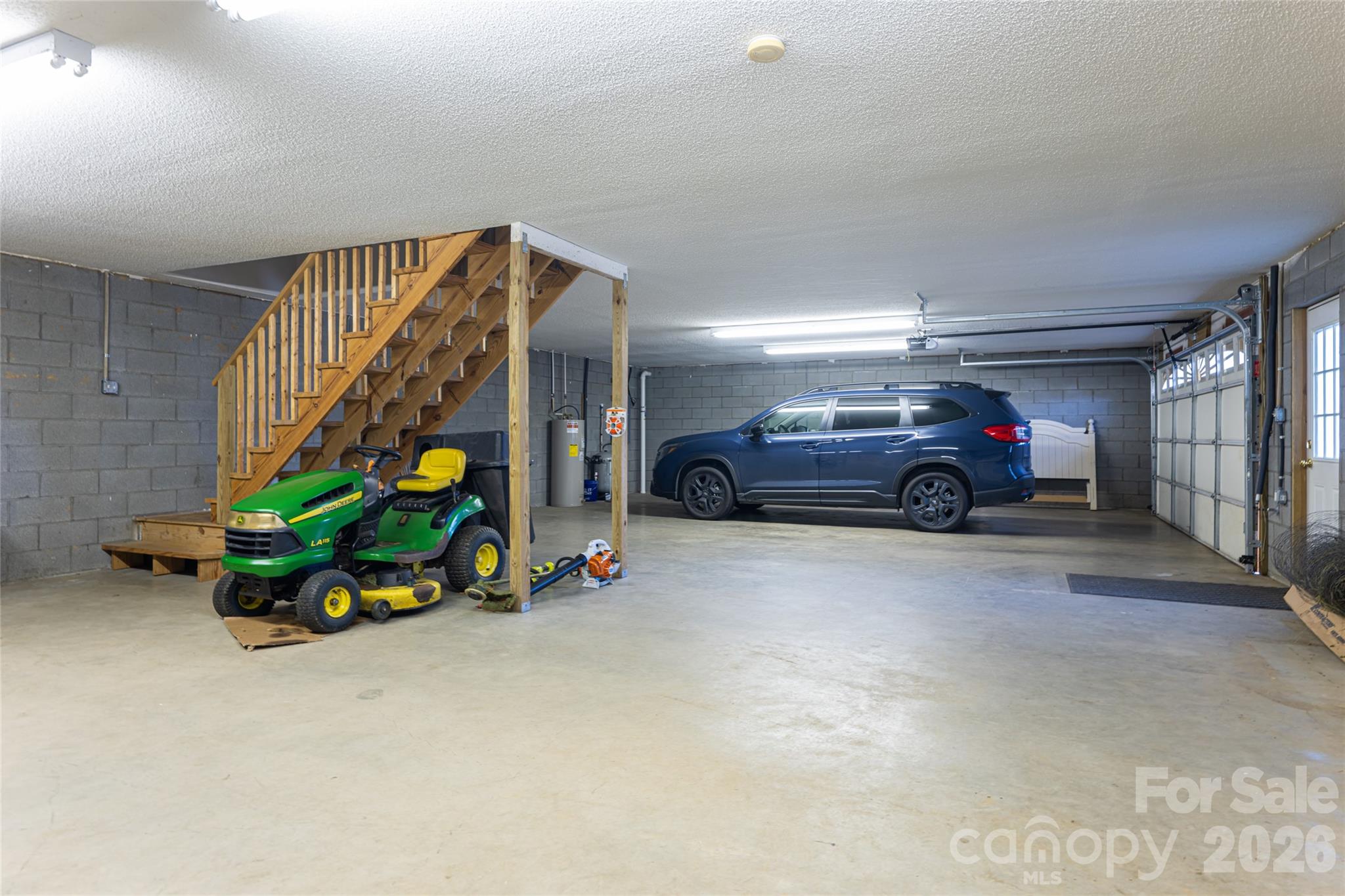 16 Kinsale Drive