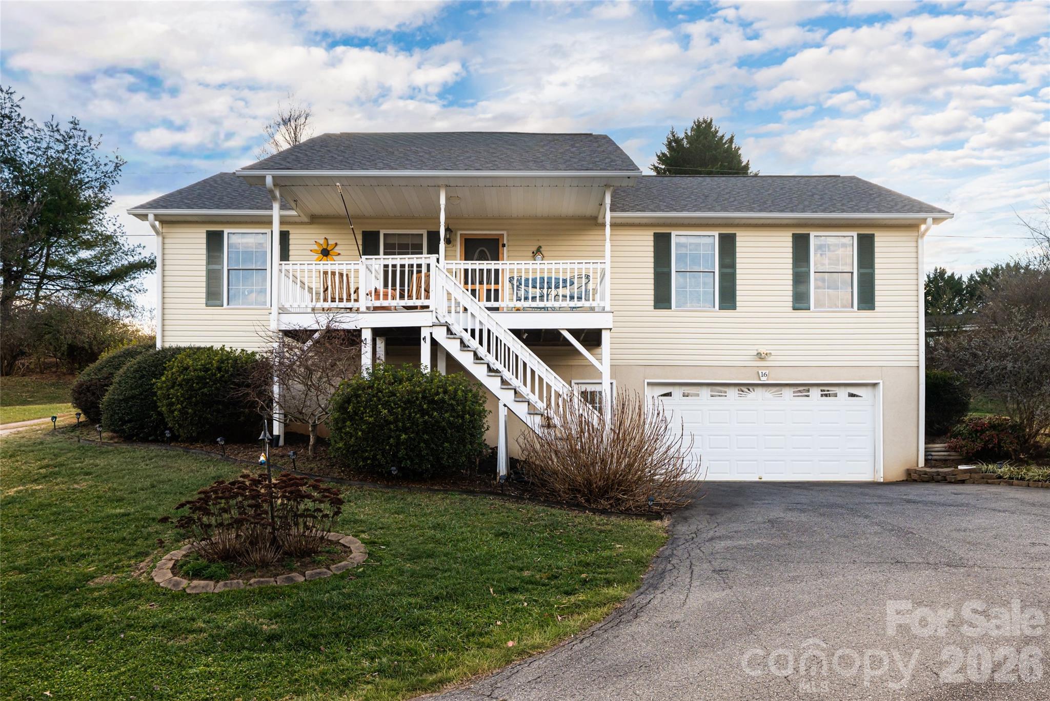16 Kinsale Drive