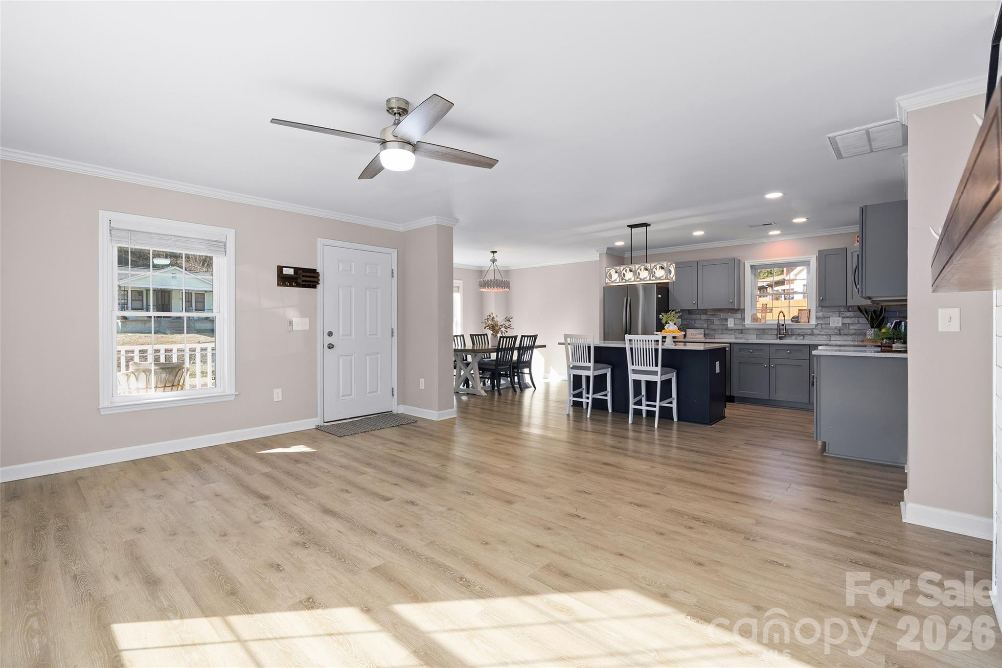 5 Carolinda Lane