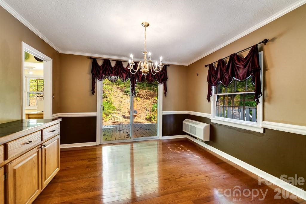 1168 North Country Club Drive