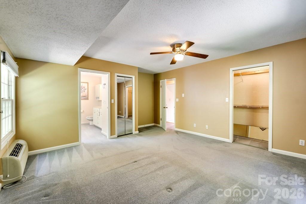 1168 North Country Club Drive
