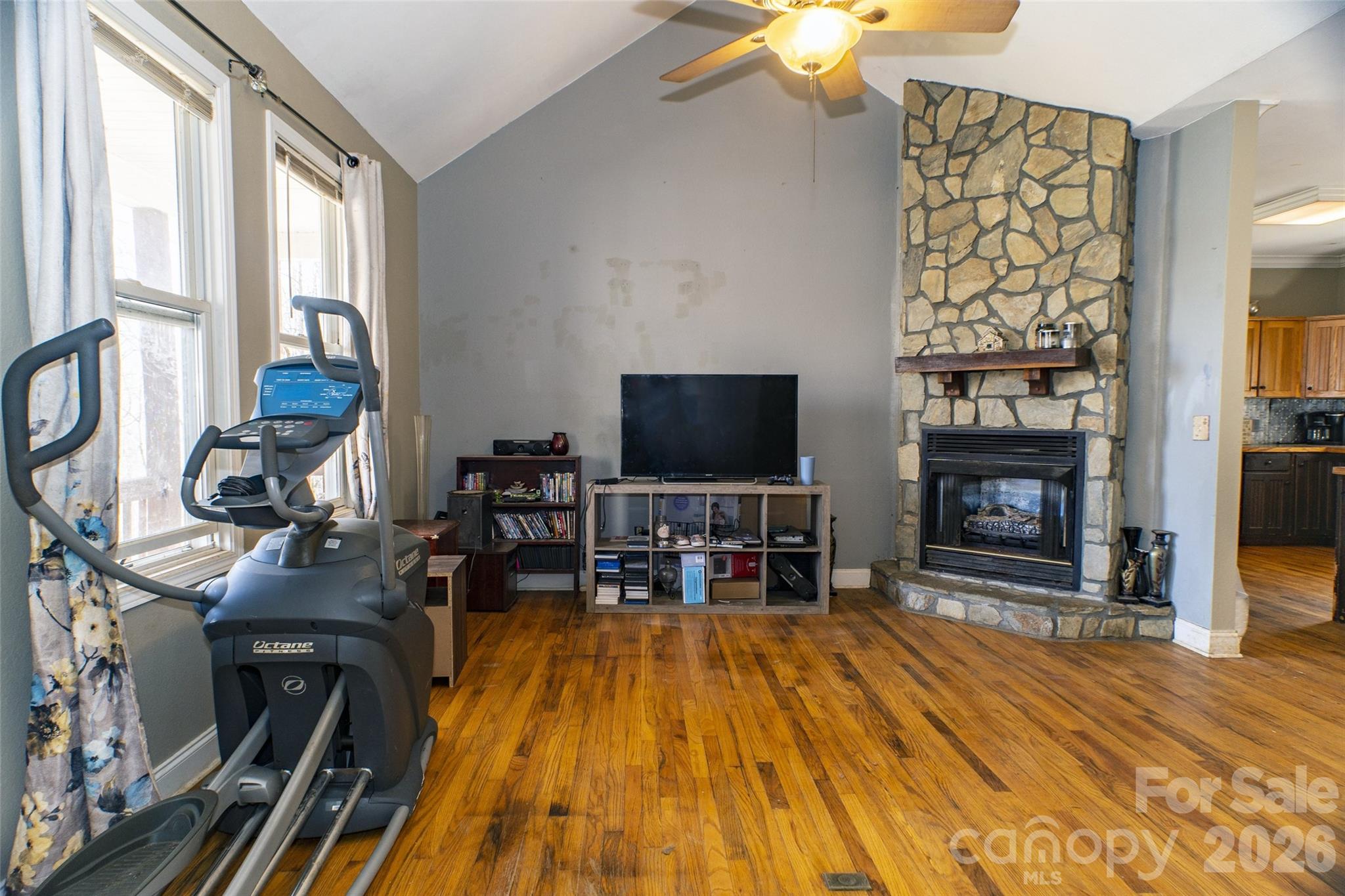 1426 Fern Trail