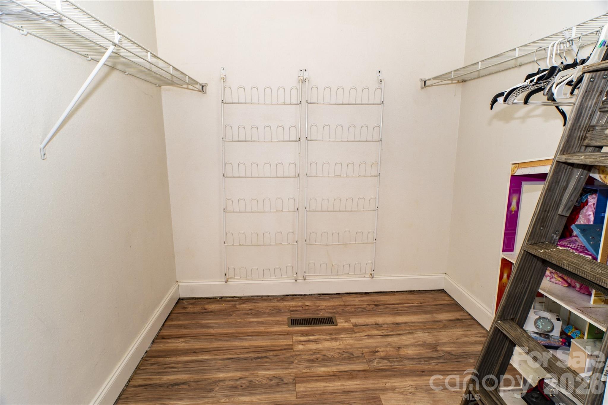 1426 Fern Trail