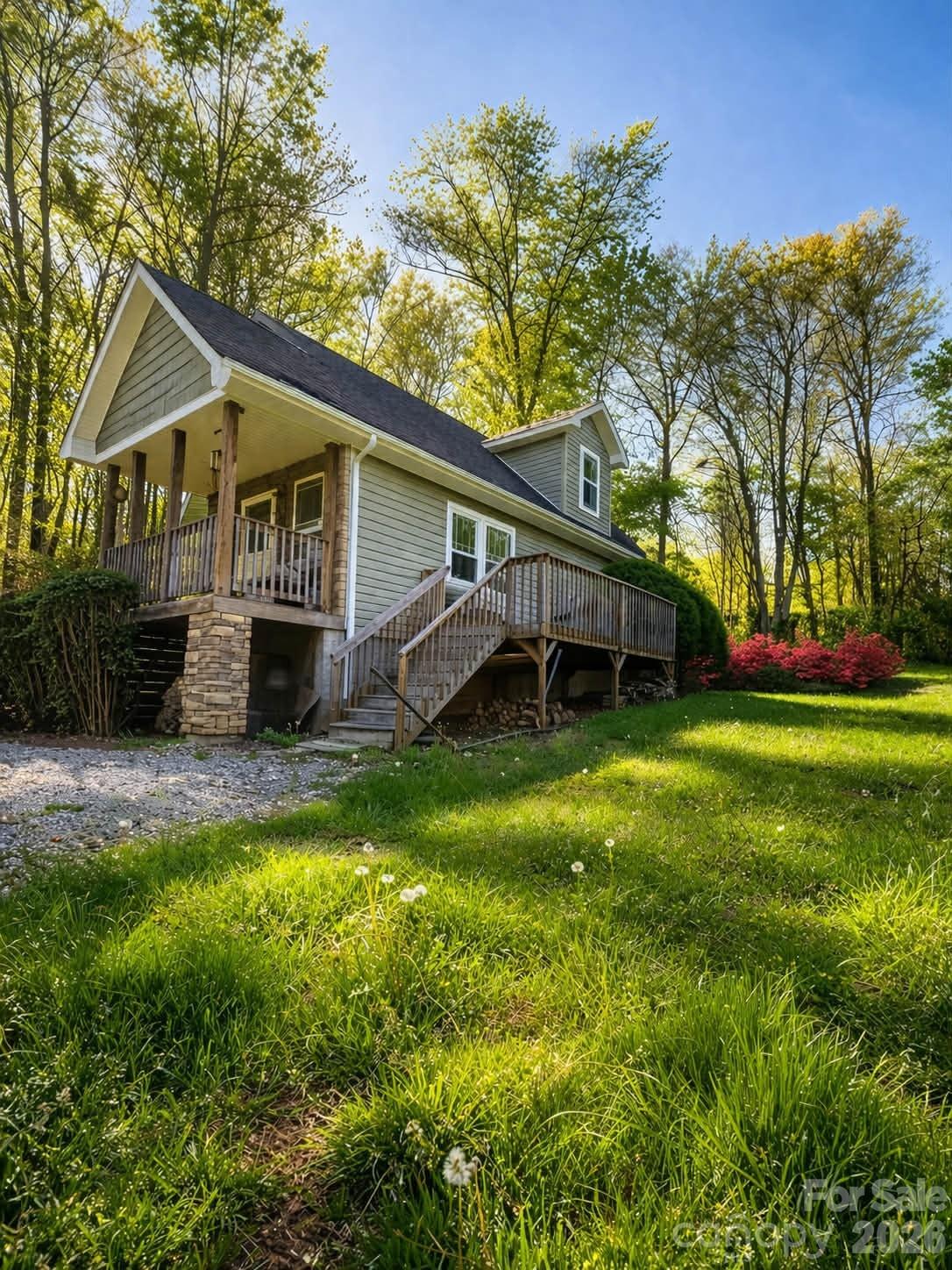 25 Eastwind Lane