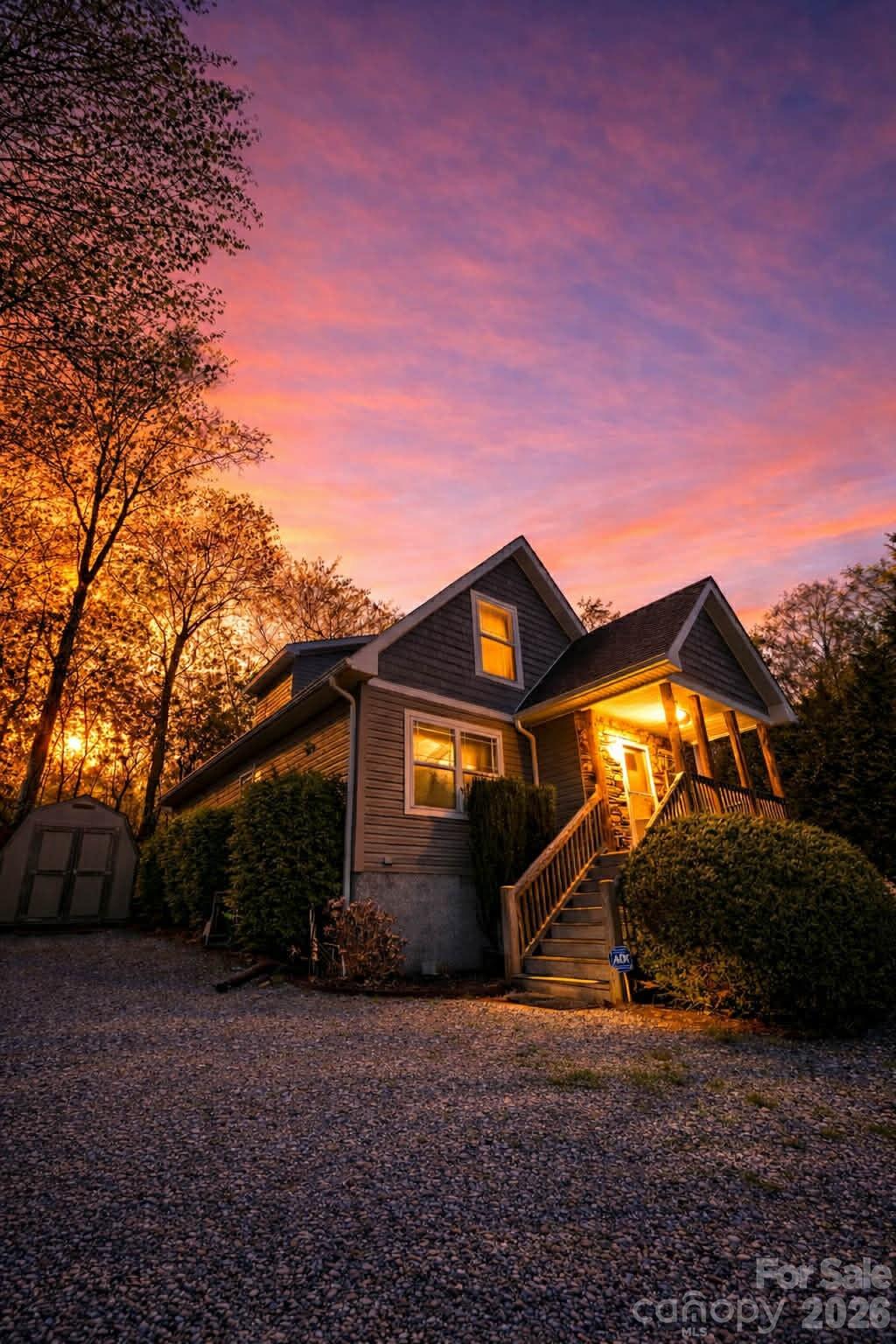 25 Eastwind Lane