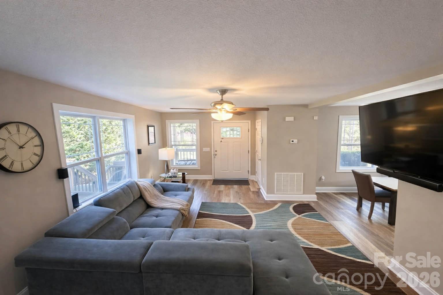 25 Eastwind Lane