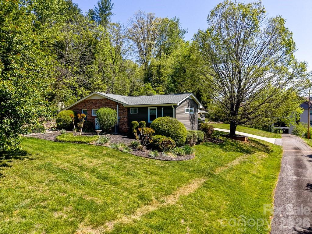 52 Briar Patch Road