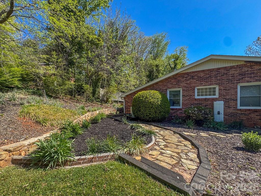 52 Briar Patch Road