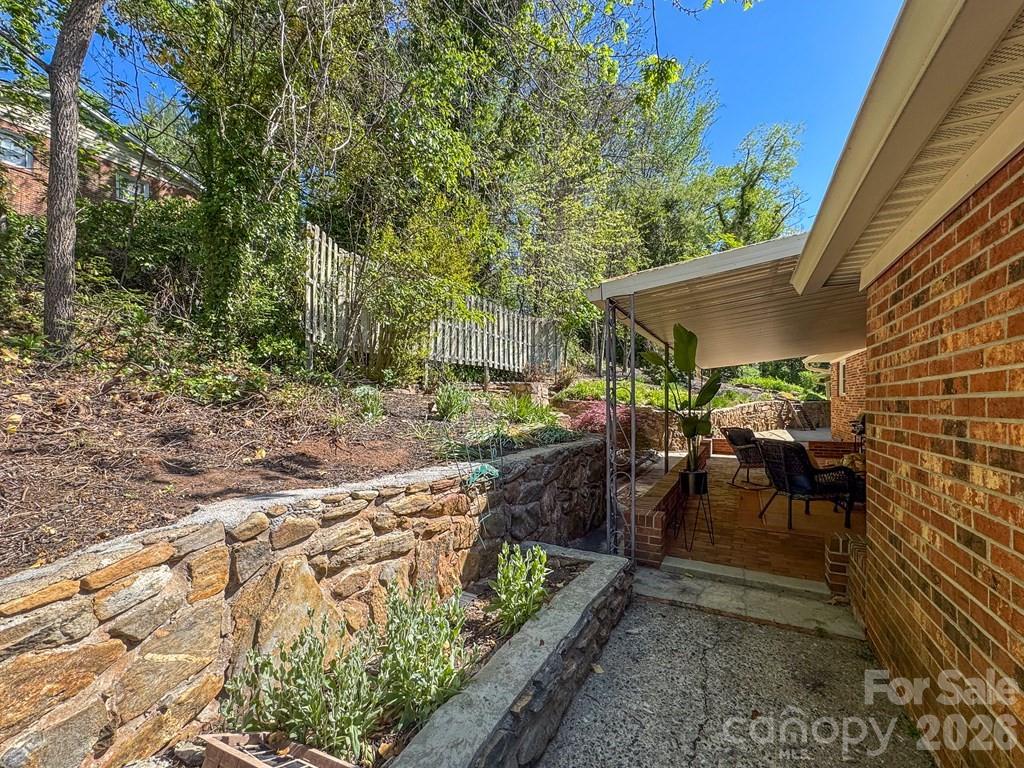 52 Briar Patch Road