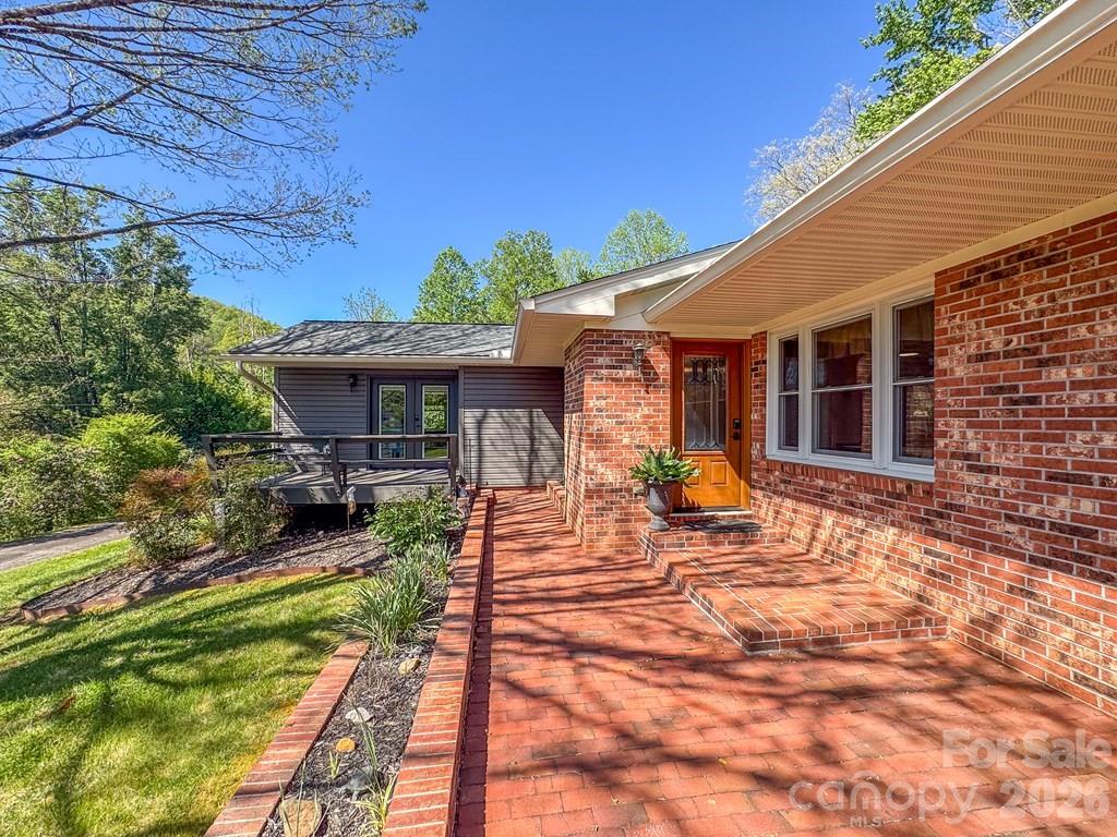 52 Briar Patch Road