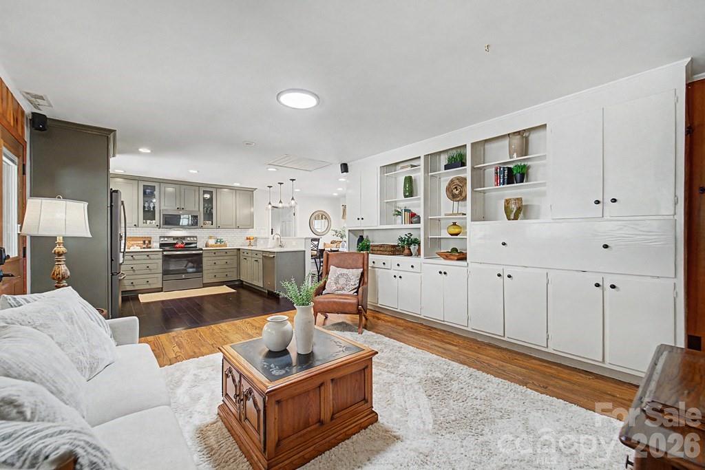 52 Briar Patch Road