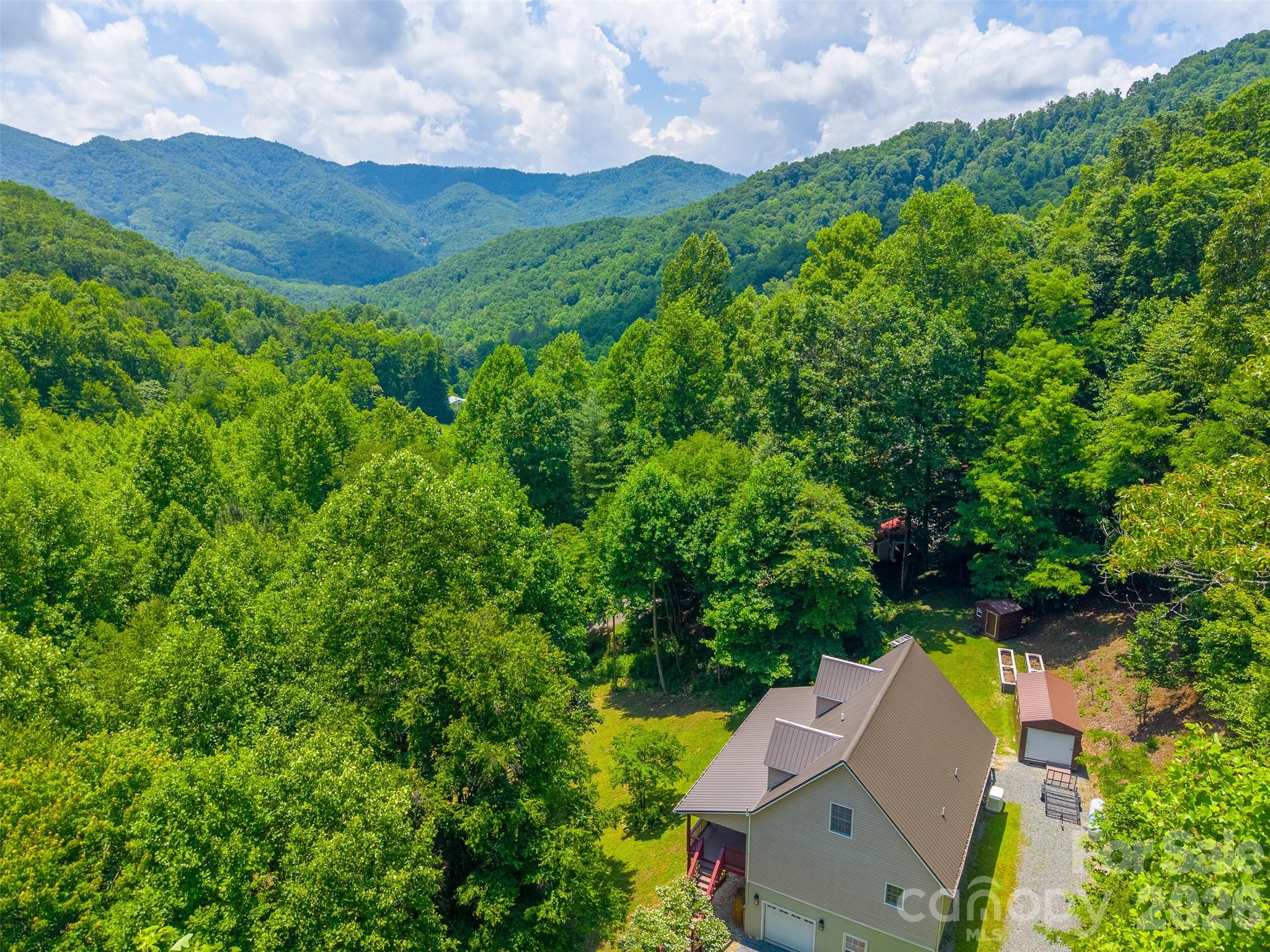 77 Pigeon Creek Trail