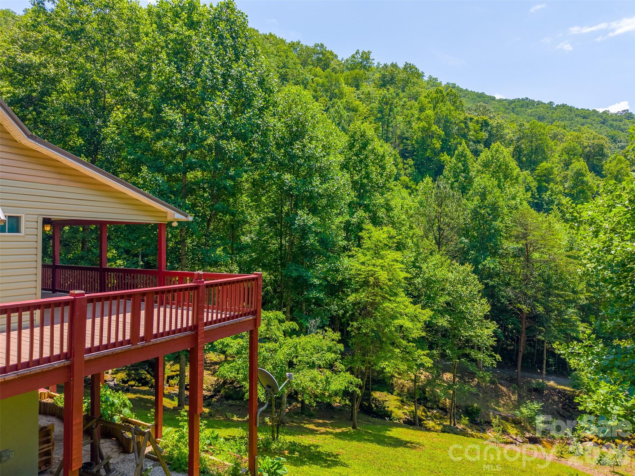 77 Pigeon Creek Trail