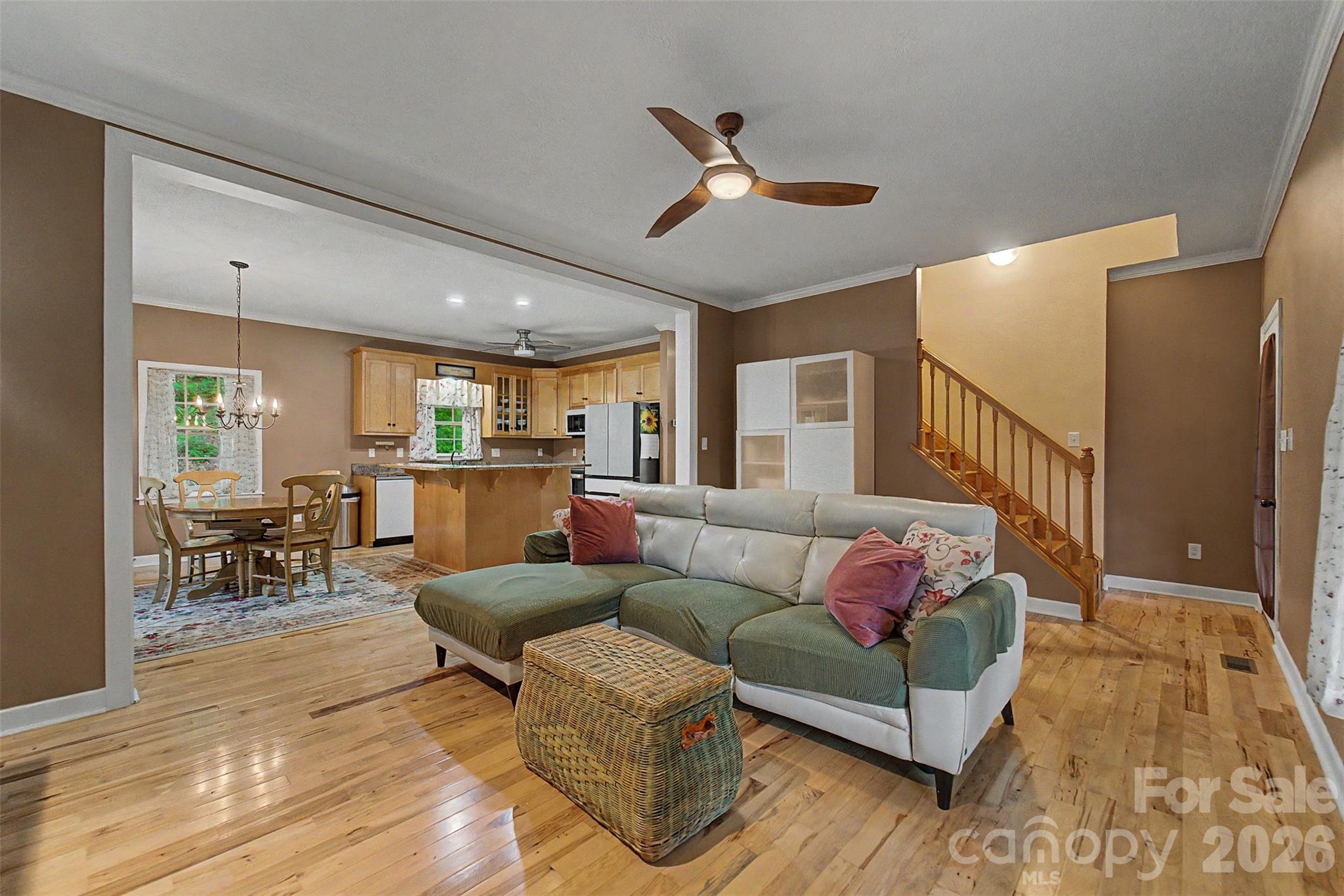 77 Pigeon Creek Trail