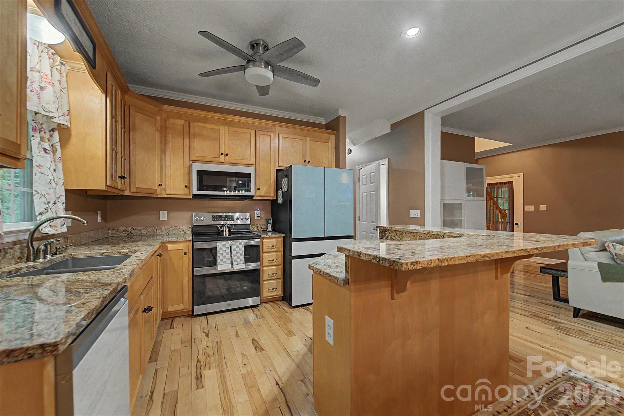 77 Pigeon Creek Trail