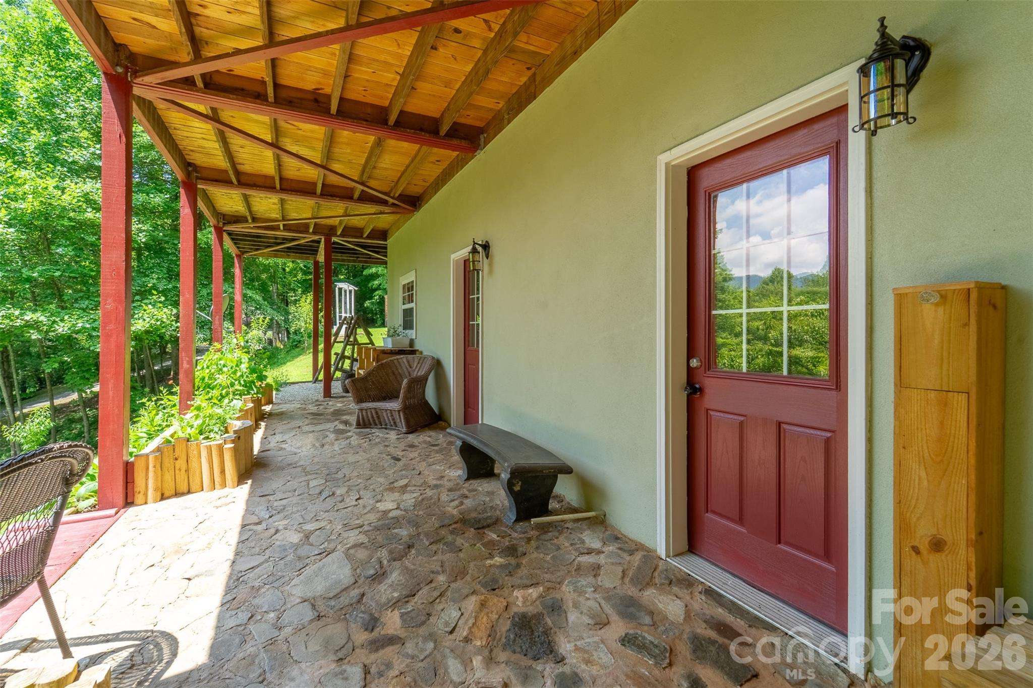 77 Pigeon Creek Trail