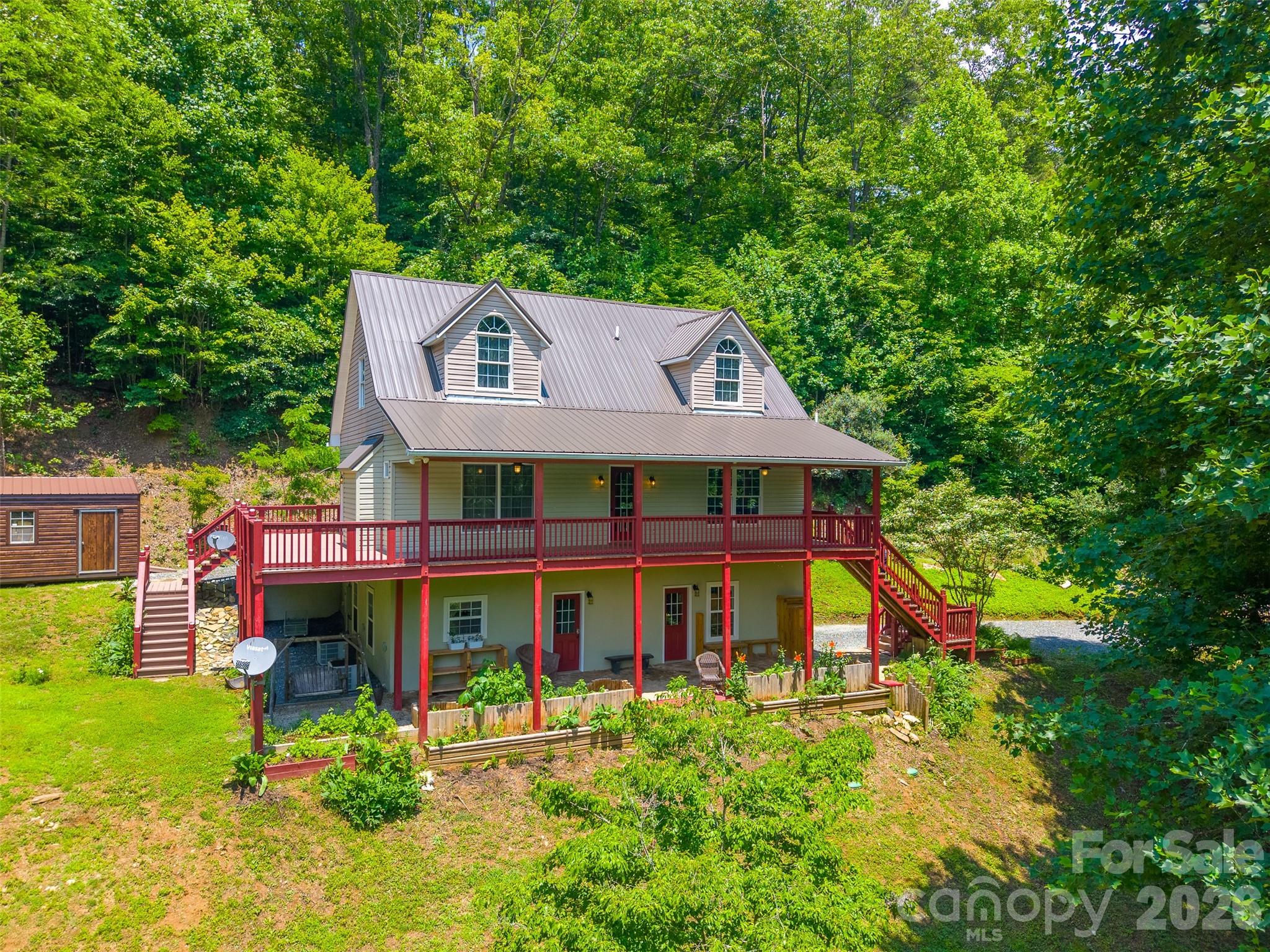 77 Pigeon Creek Trail
