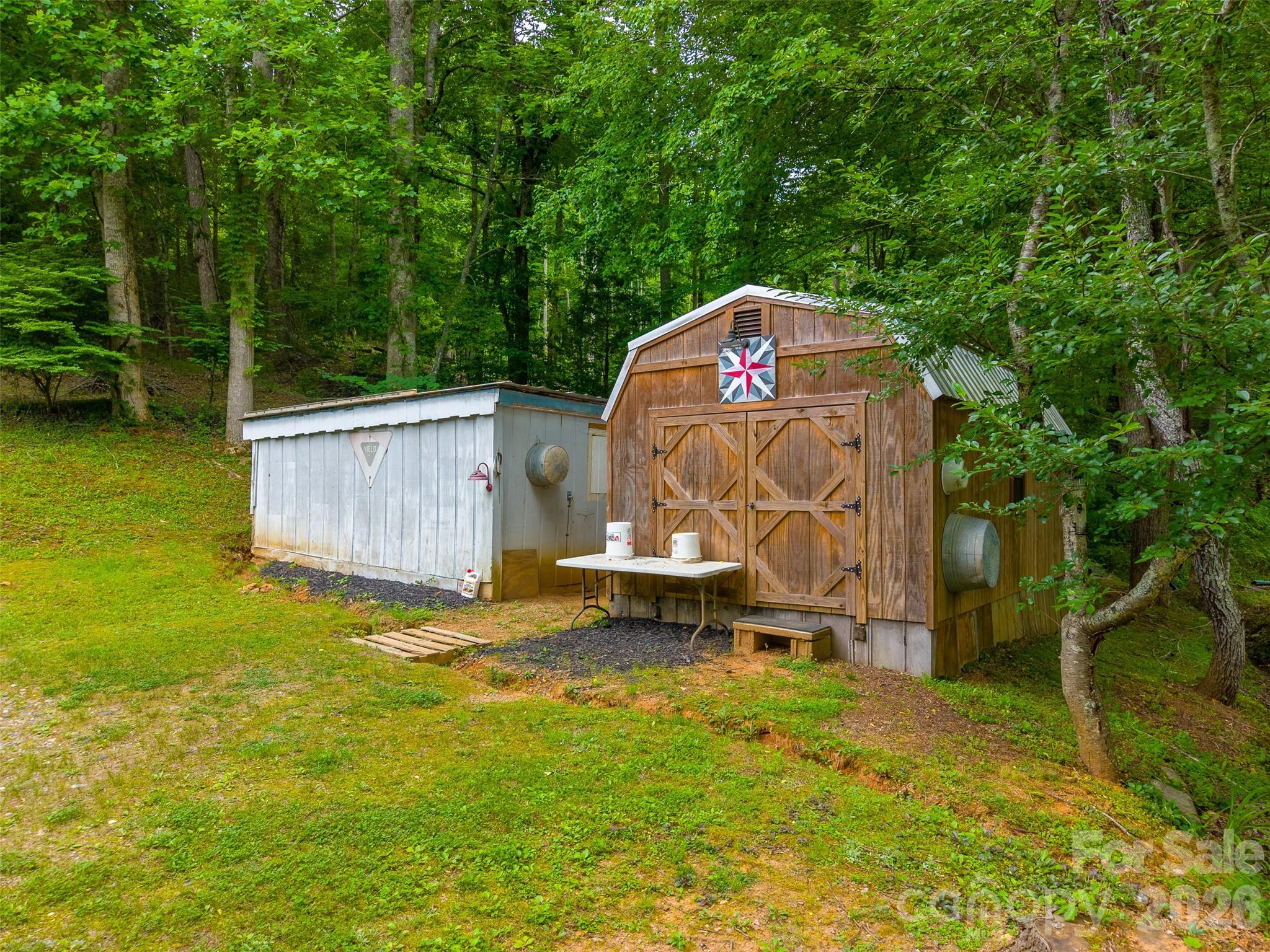 1350 N Skeenah Road