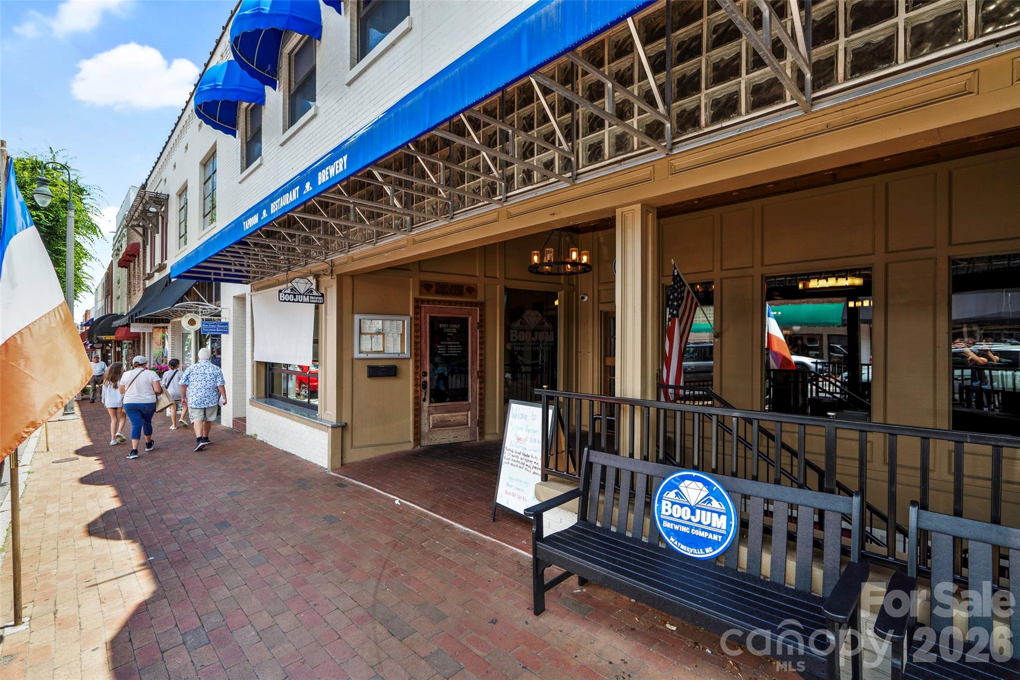 62 Robin Lane